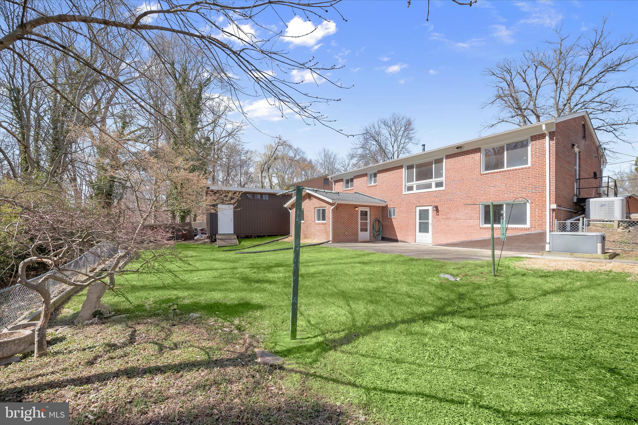 OAKVIEW - Residential