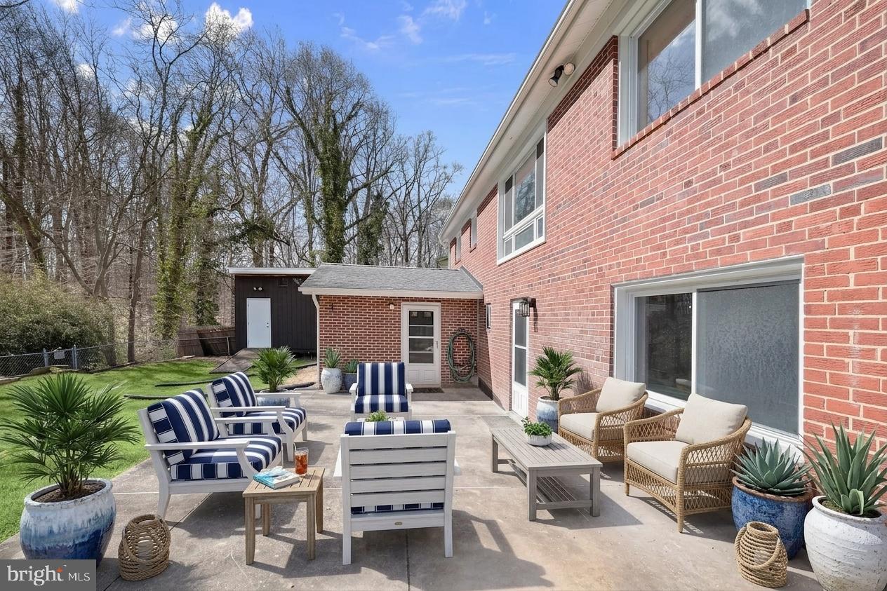 OAKVIEW - Residential