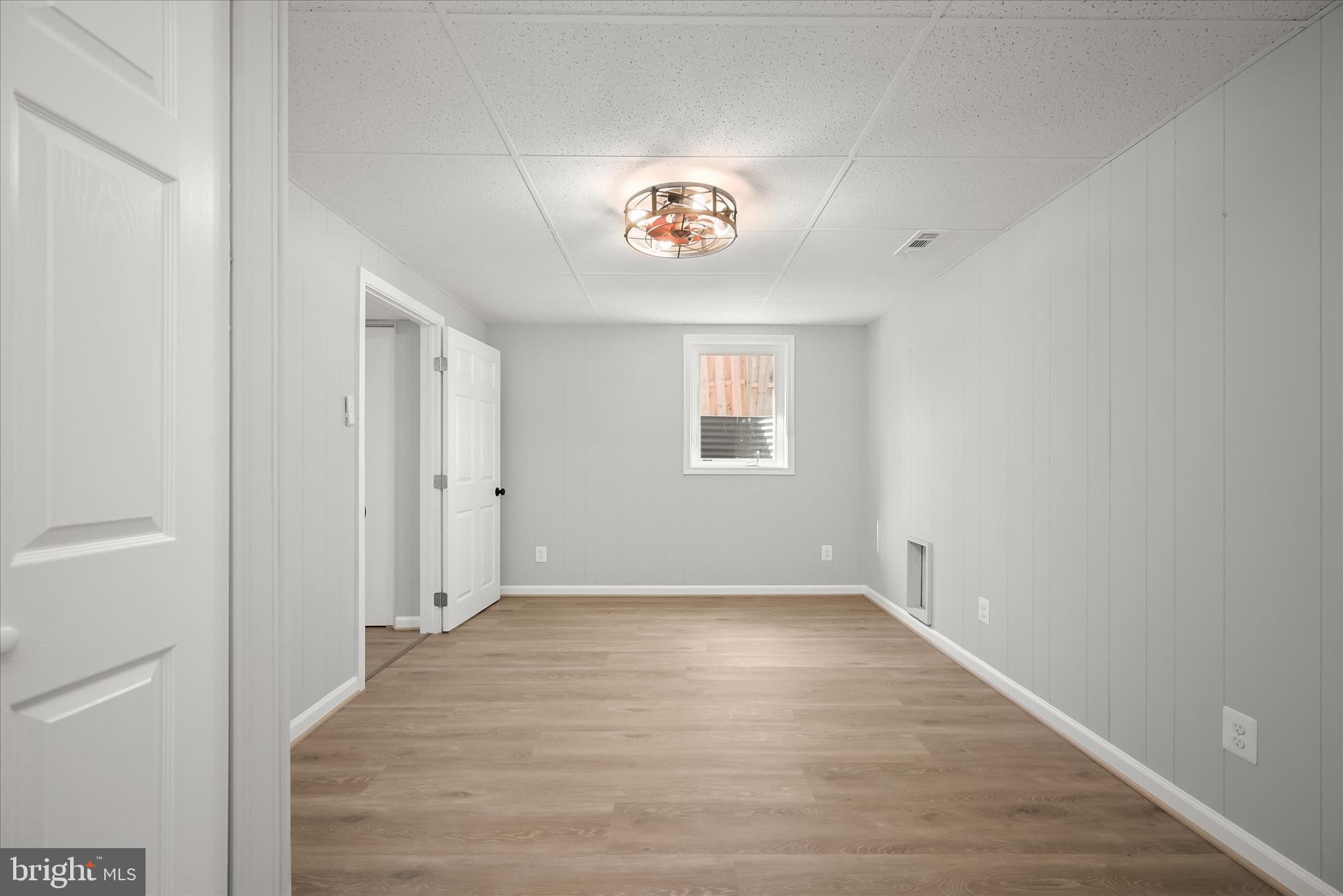 OAKVIEW - Residential