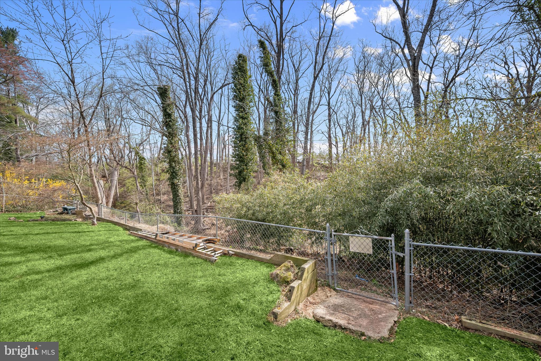 OAKVIEW - Residential