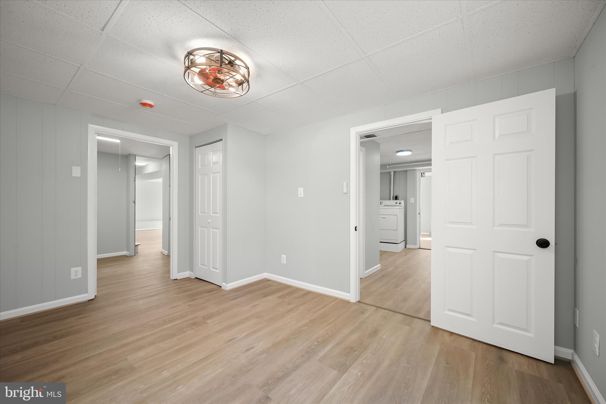 OAKVIEW - Residential