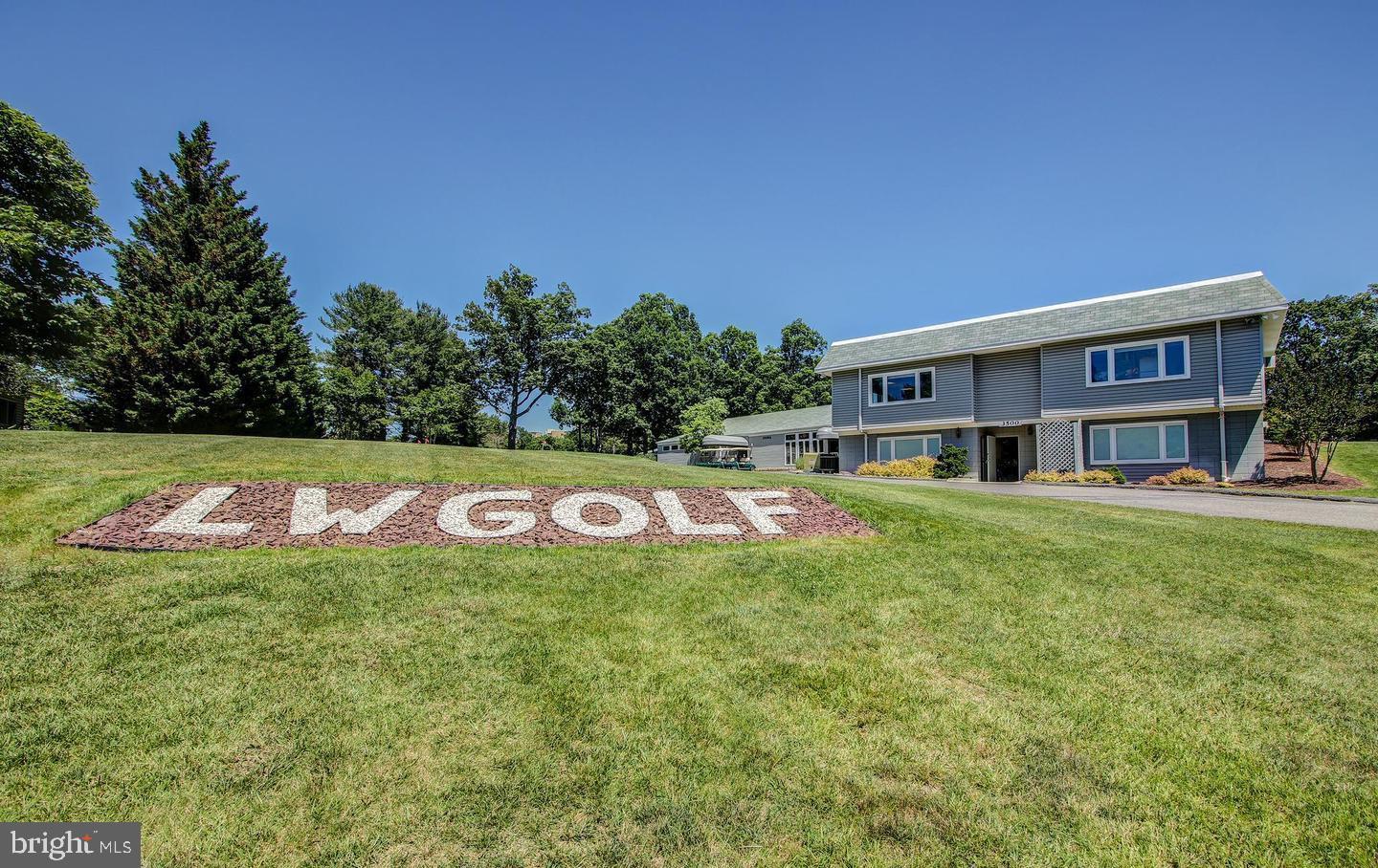 GREENS AT LEISURE WORLD - Residential