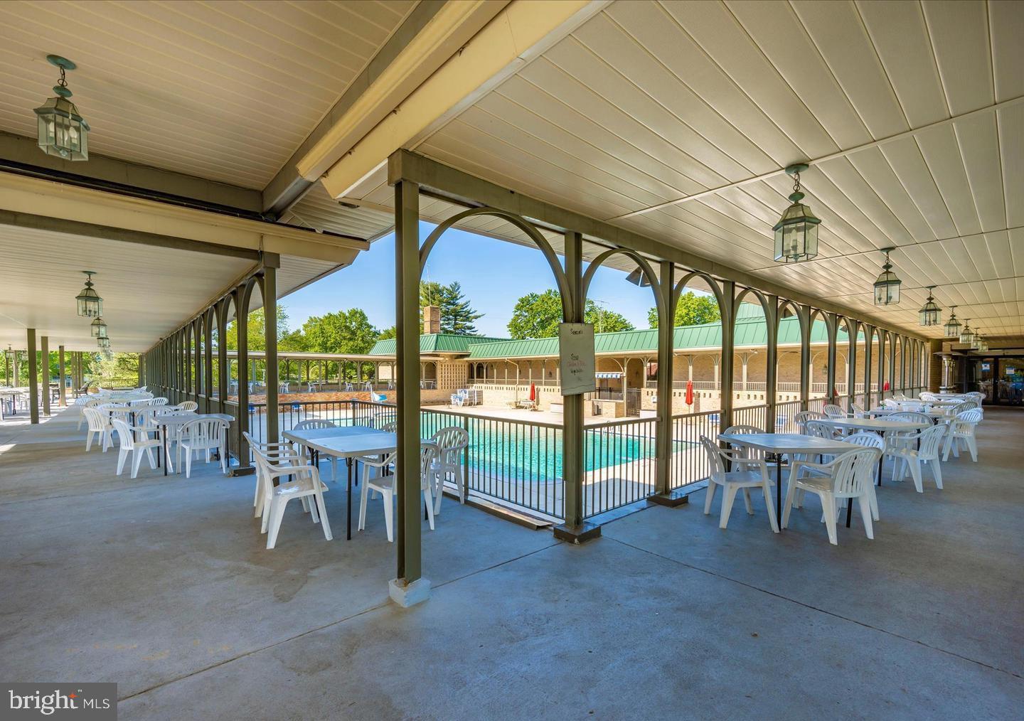 GREENS AT LEISURE WORLD - Residential