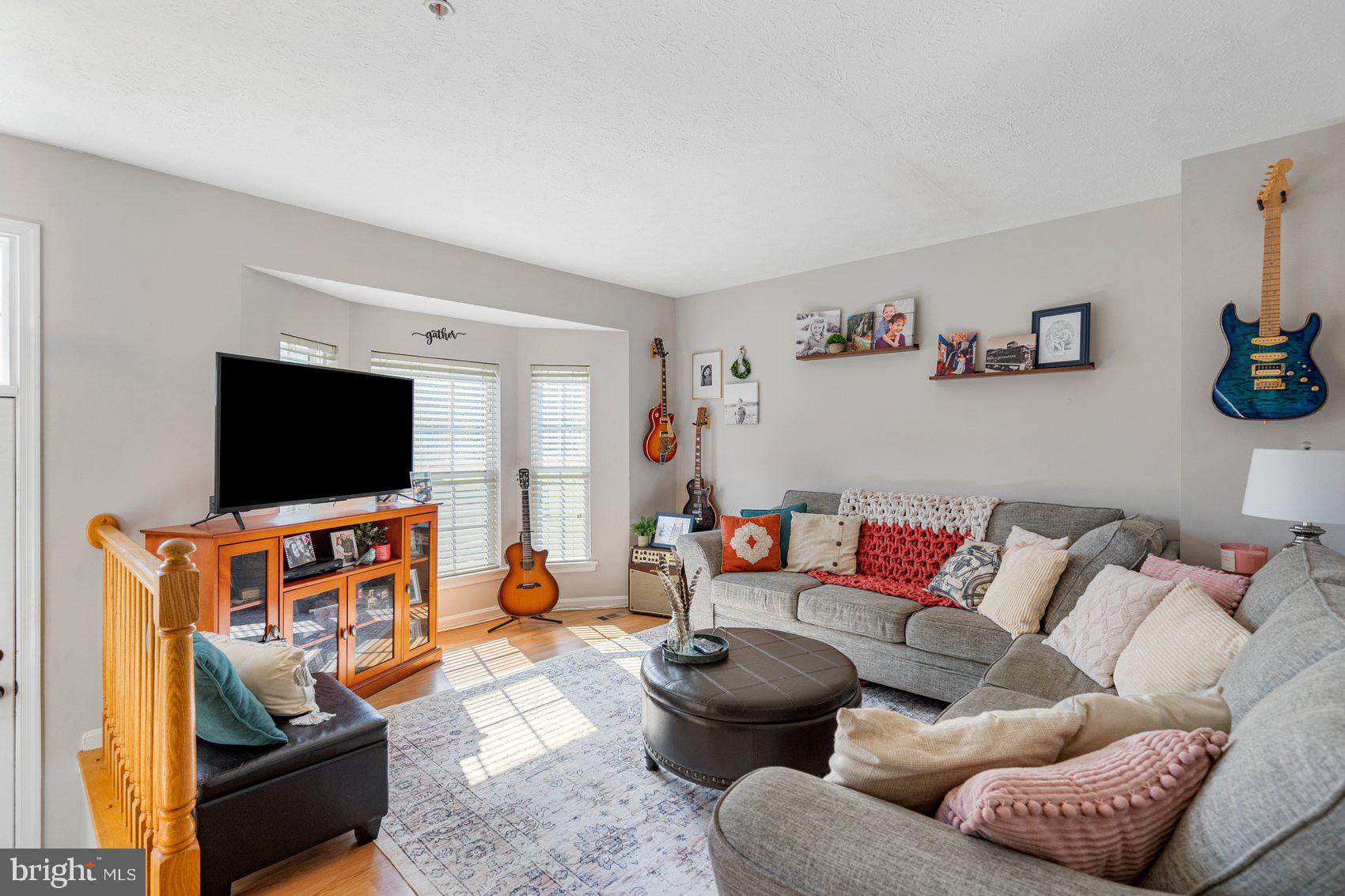 526 HARBOUR COURT