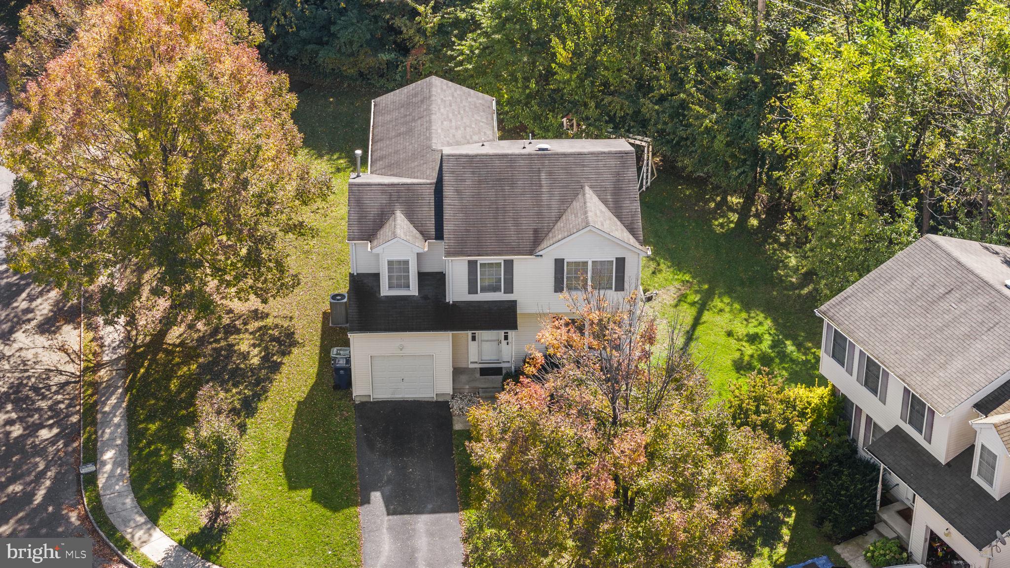 403 GRANT AVENUE