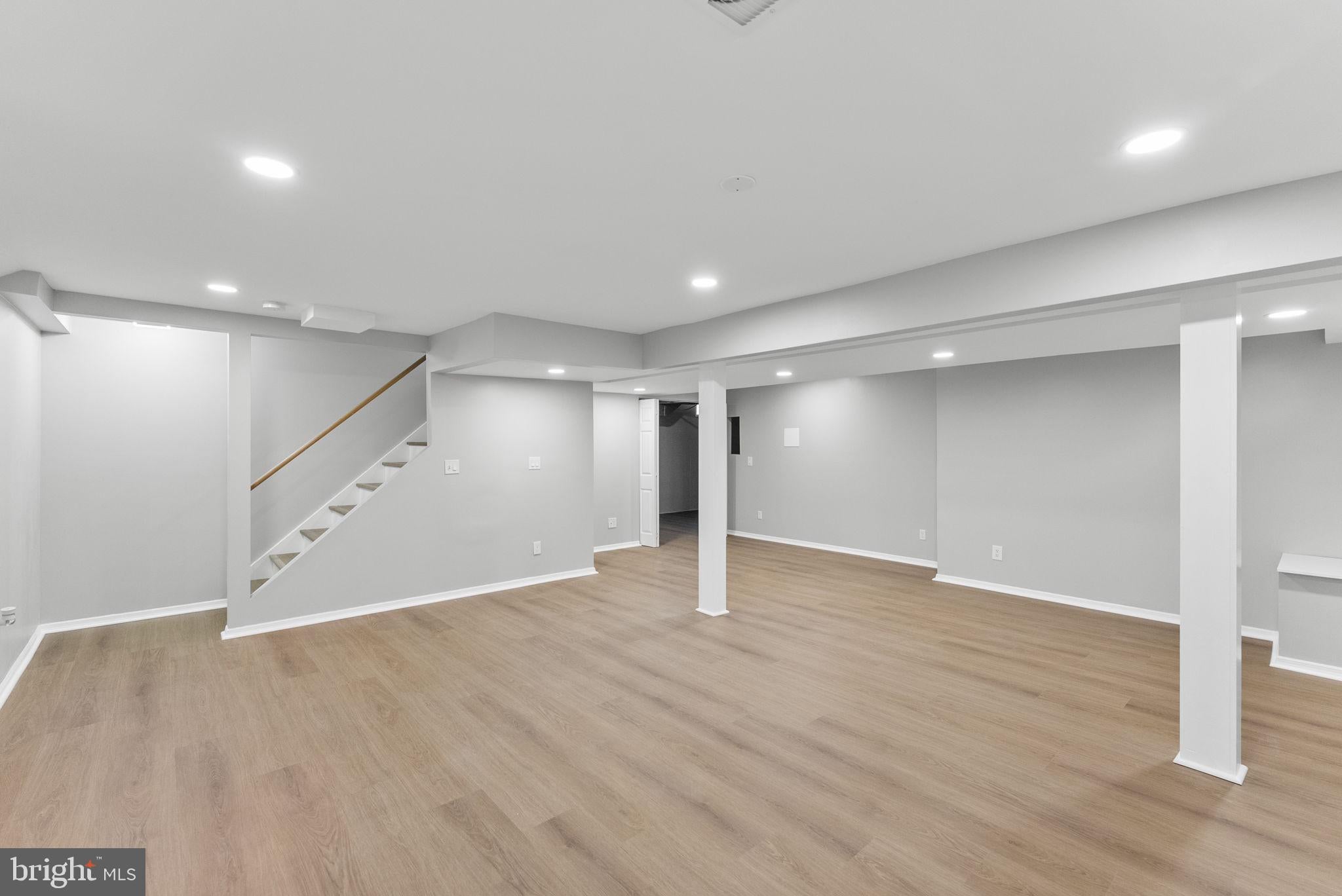 403 GRANT AVENUE
