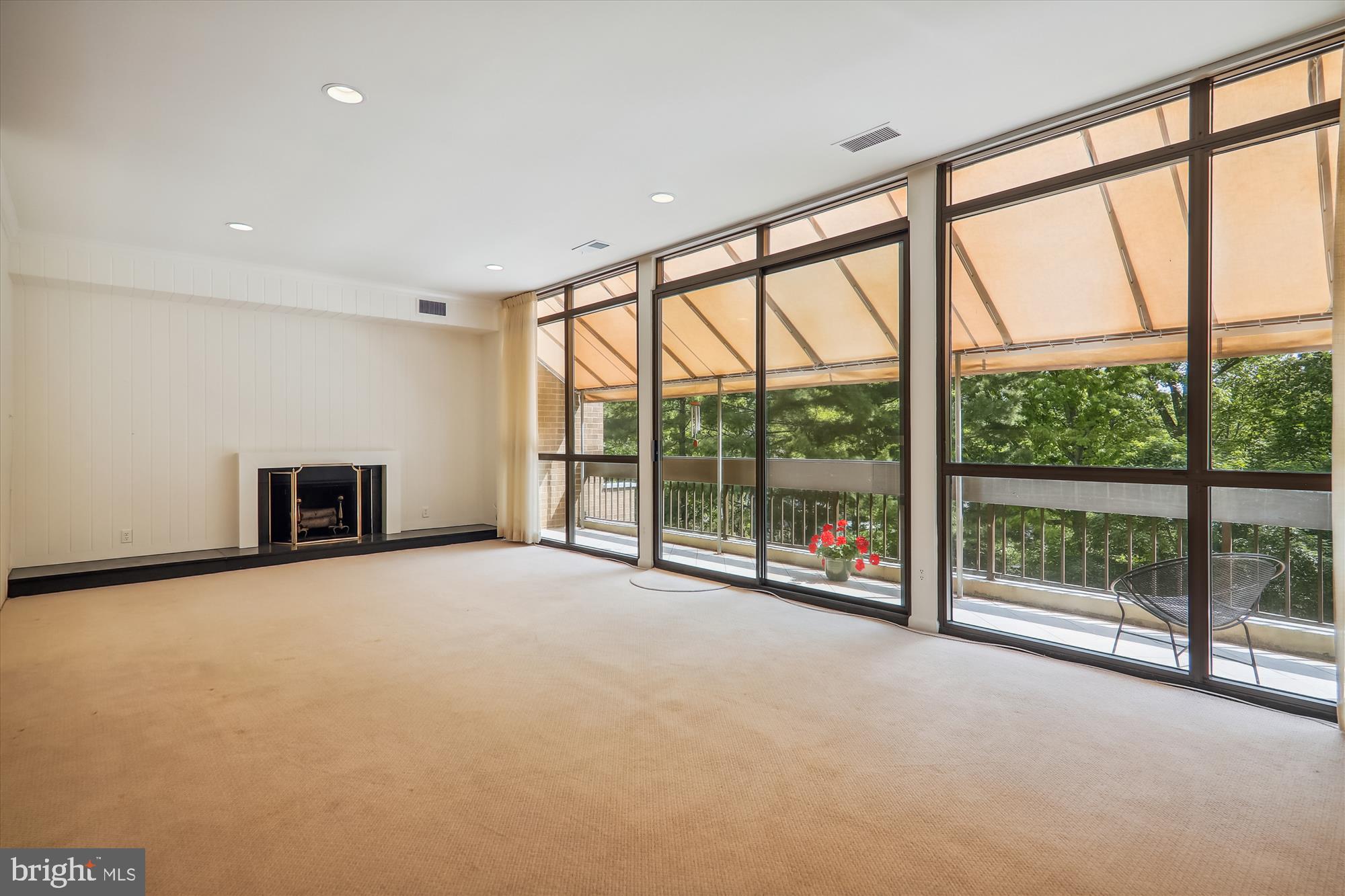 SUMNER VILLAGE - Residential