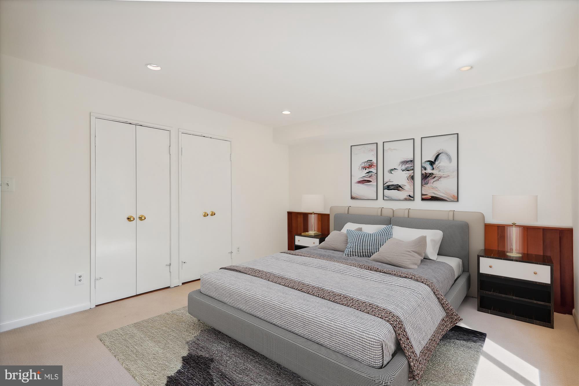 SUMNER VILLAGE - Residential