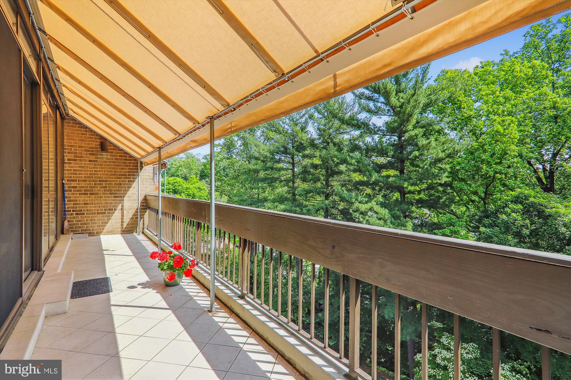 SUMNER VILLAGE - Residential