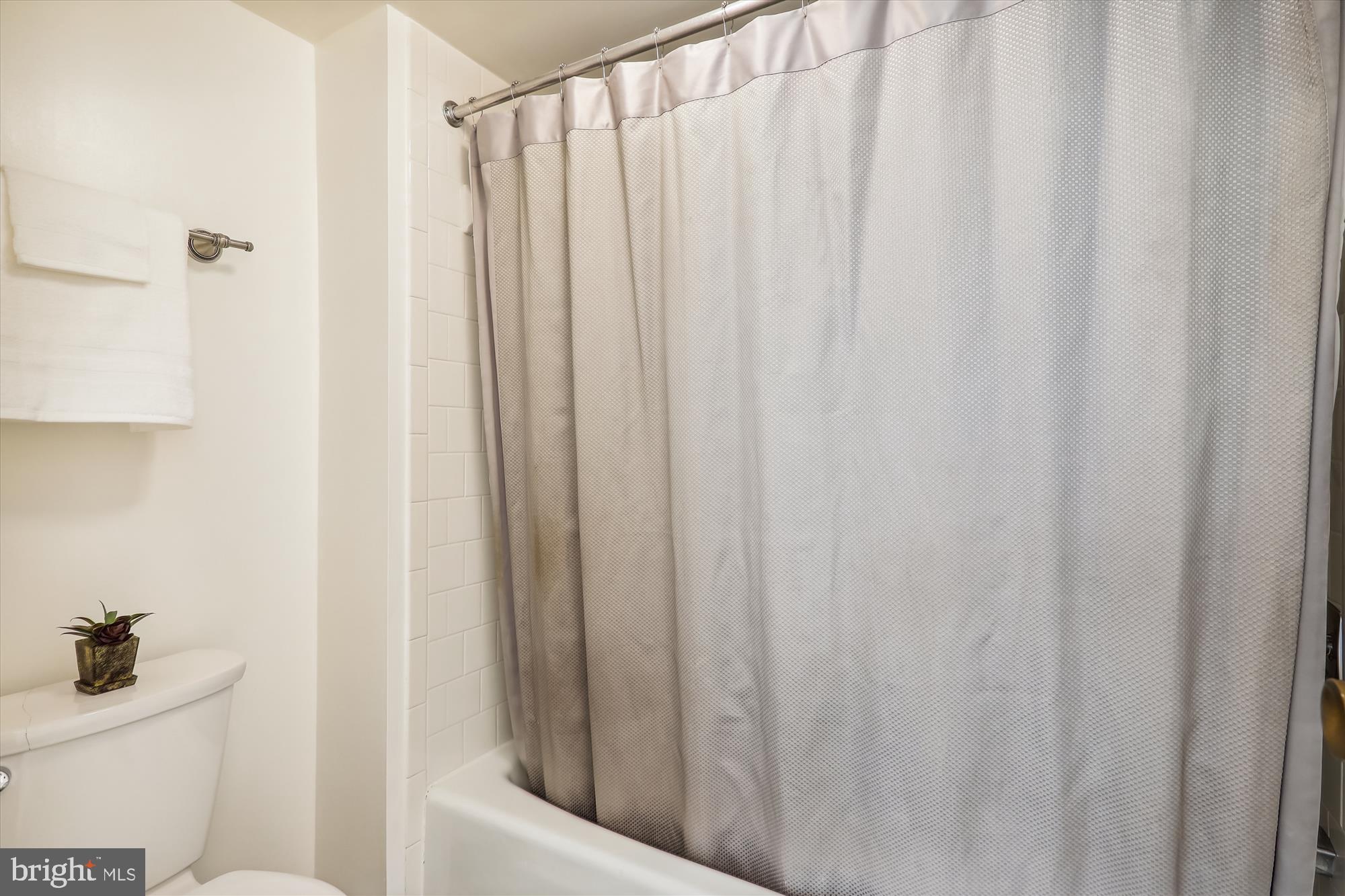 SUMNER VILLAGE - Residential