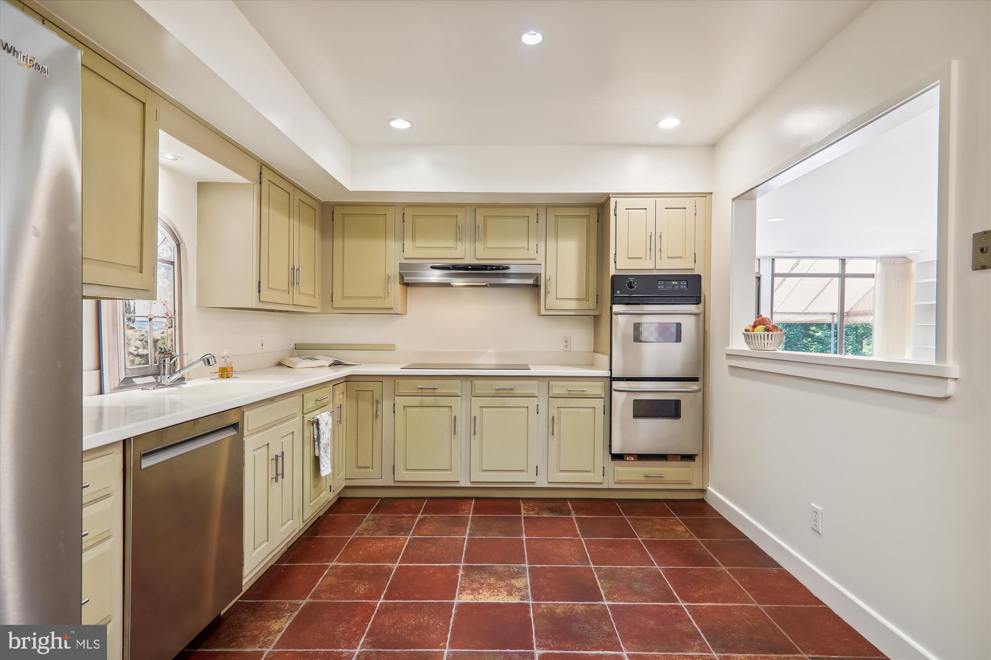 SUMNER VILLAGE - Residential