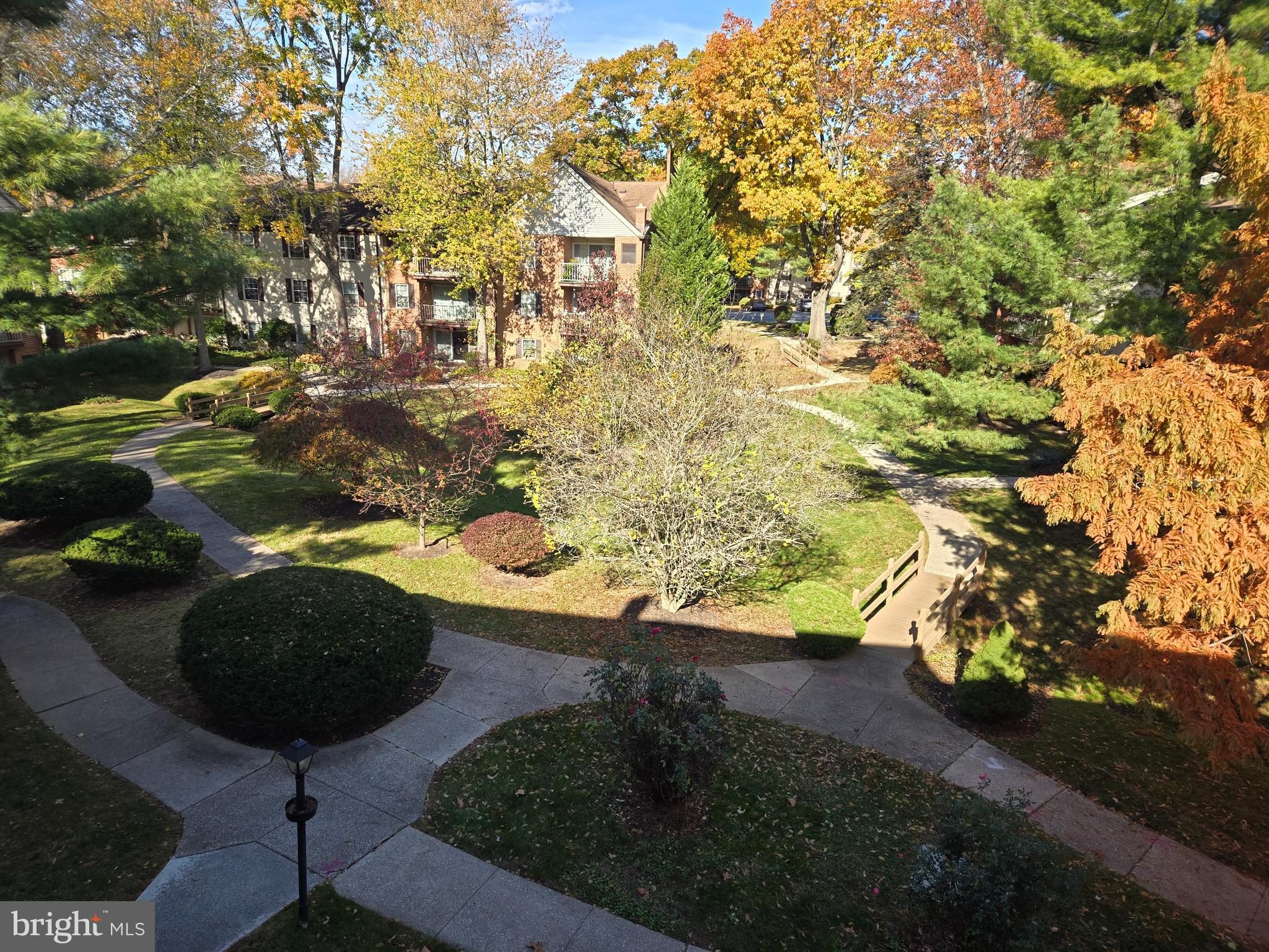 GLENHARDIE - Residential Lease