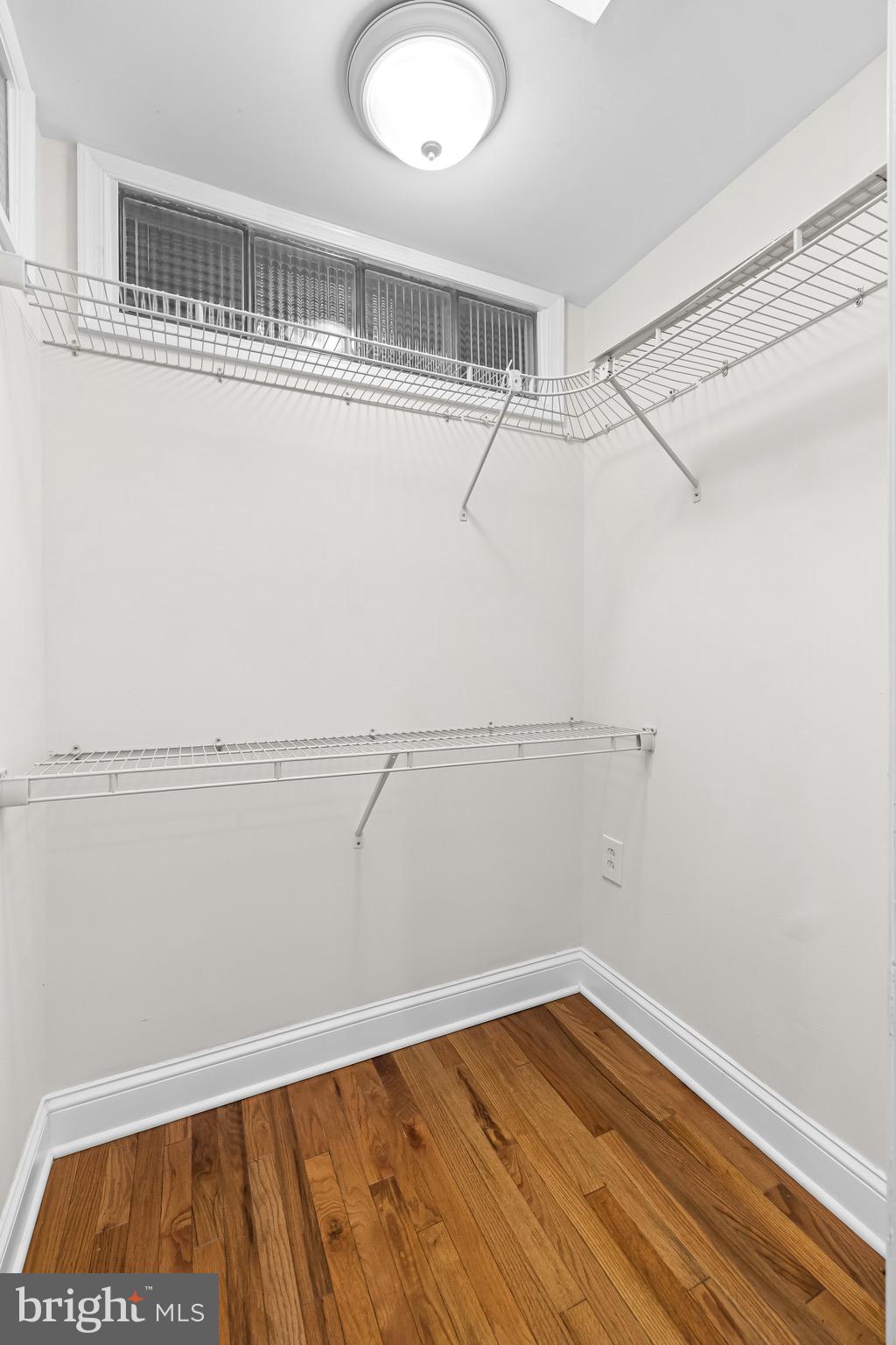 LOCUST POINT - Residential Lease