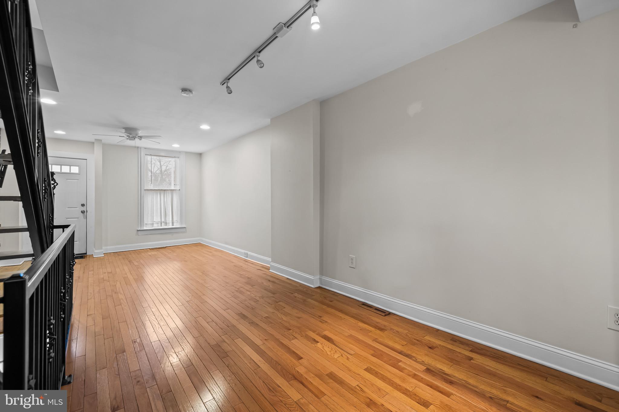 LOCUST POINT - Residential Lease