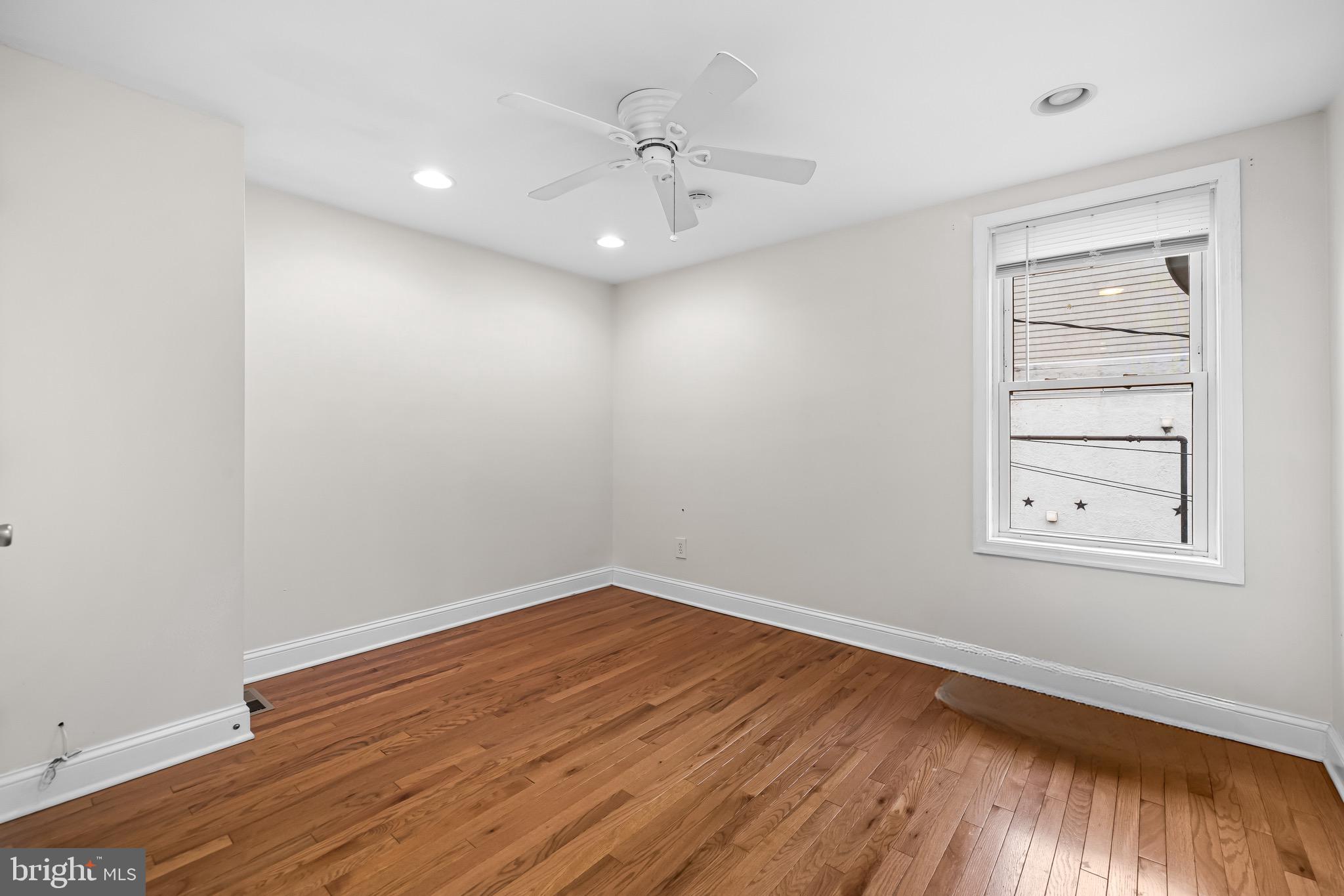 LOCUST POINT - Residential Lease