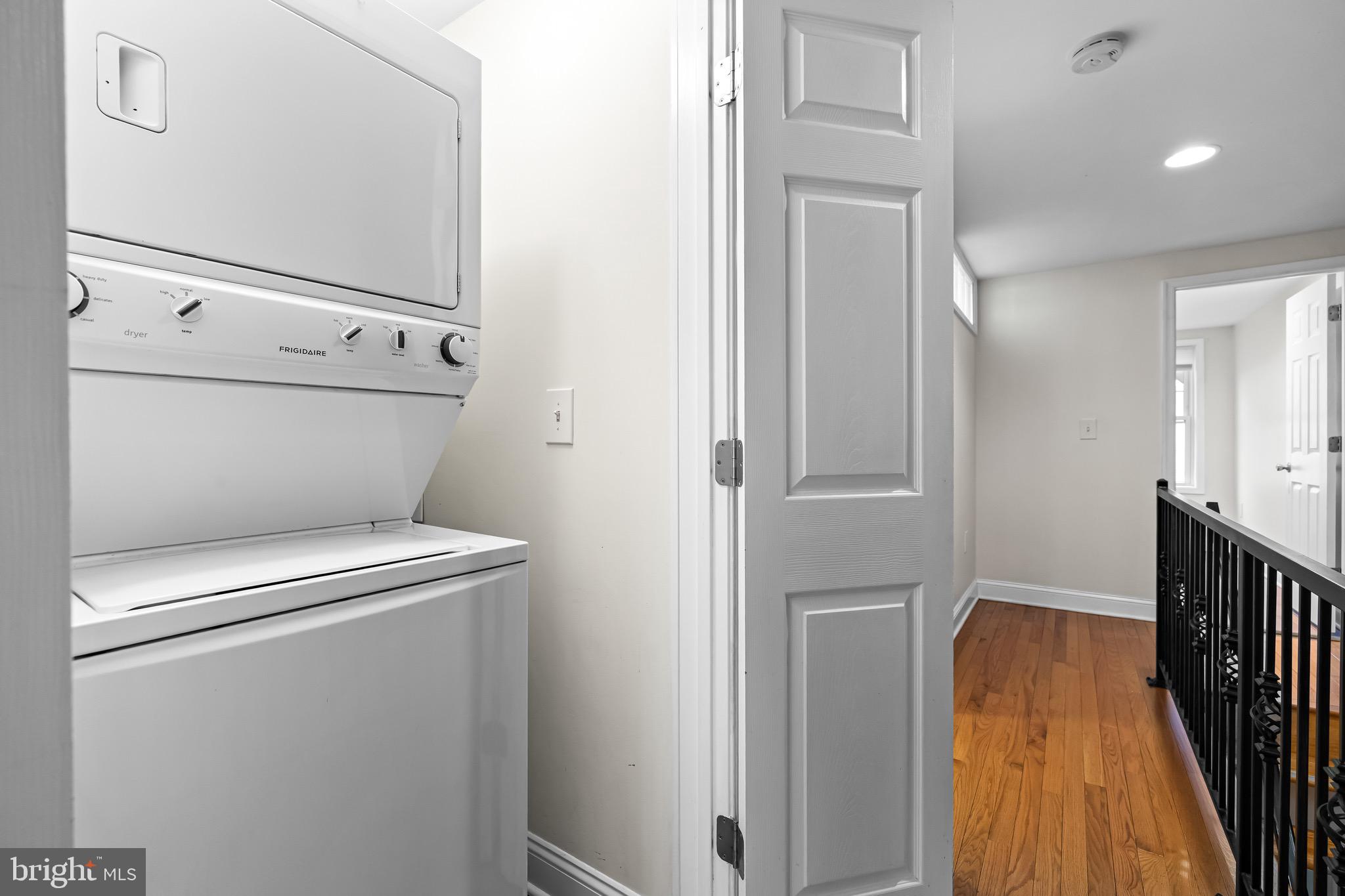 LOCUST POINT - Residential Lease