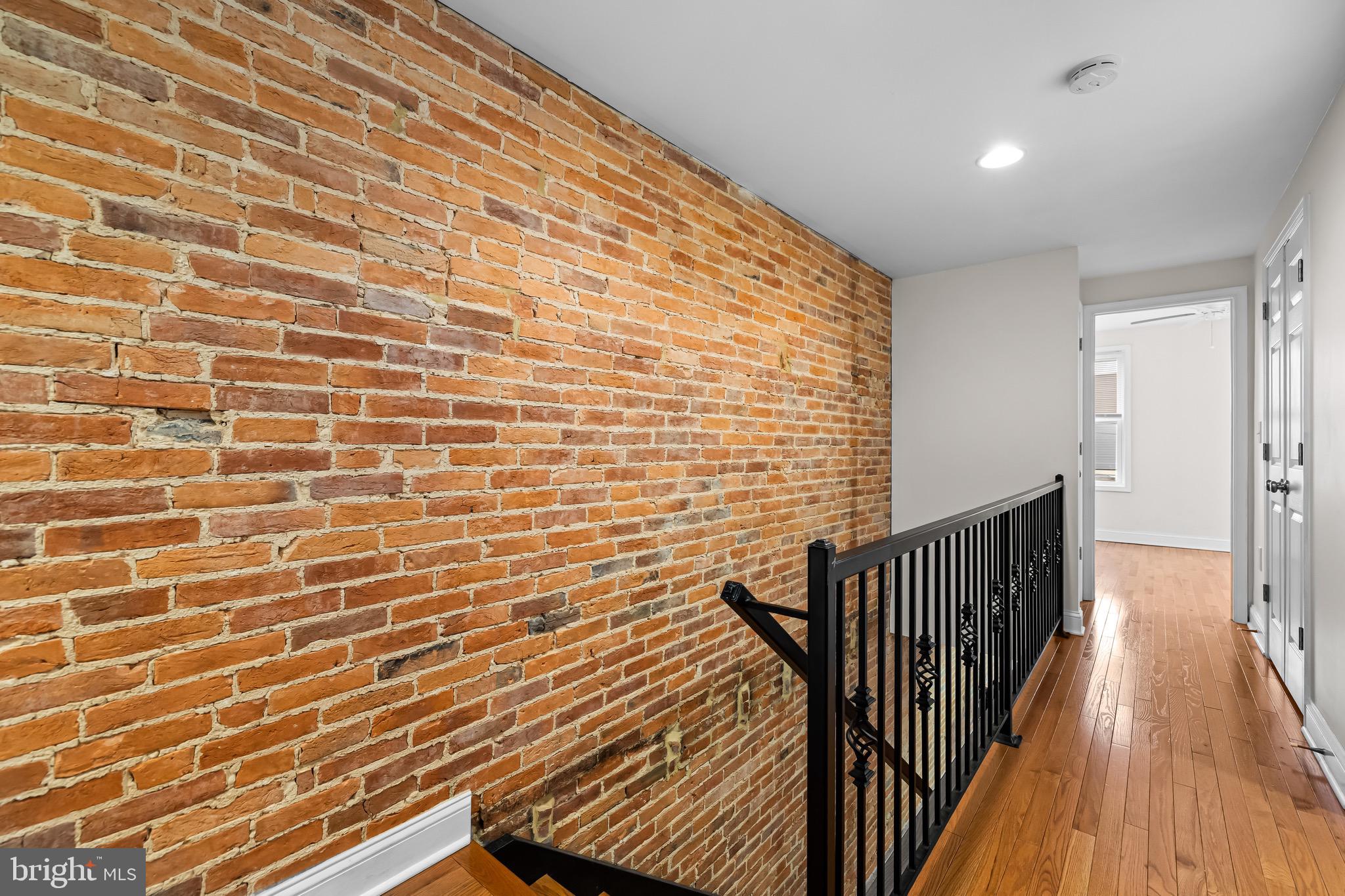 LOCUST POINT - Residential Lease