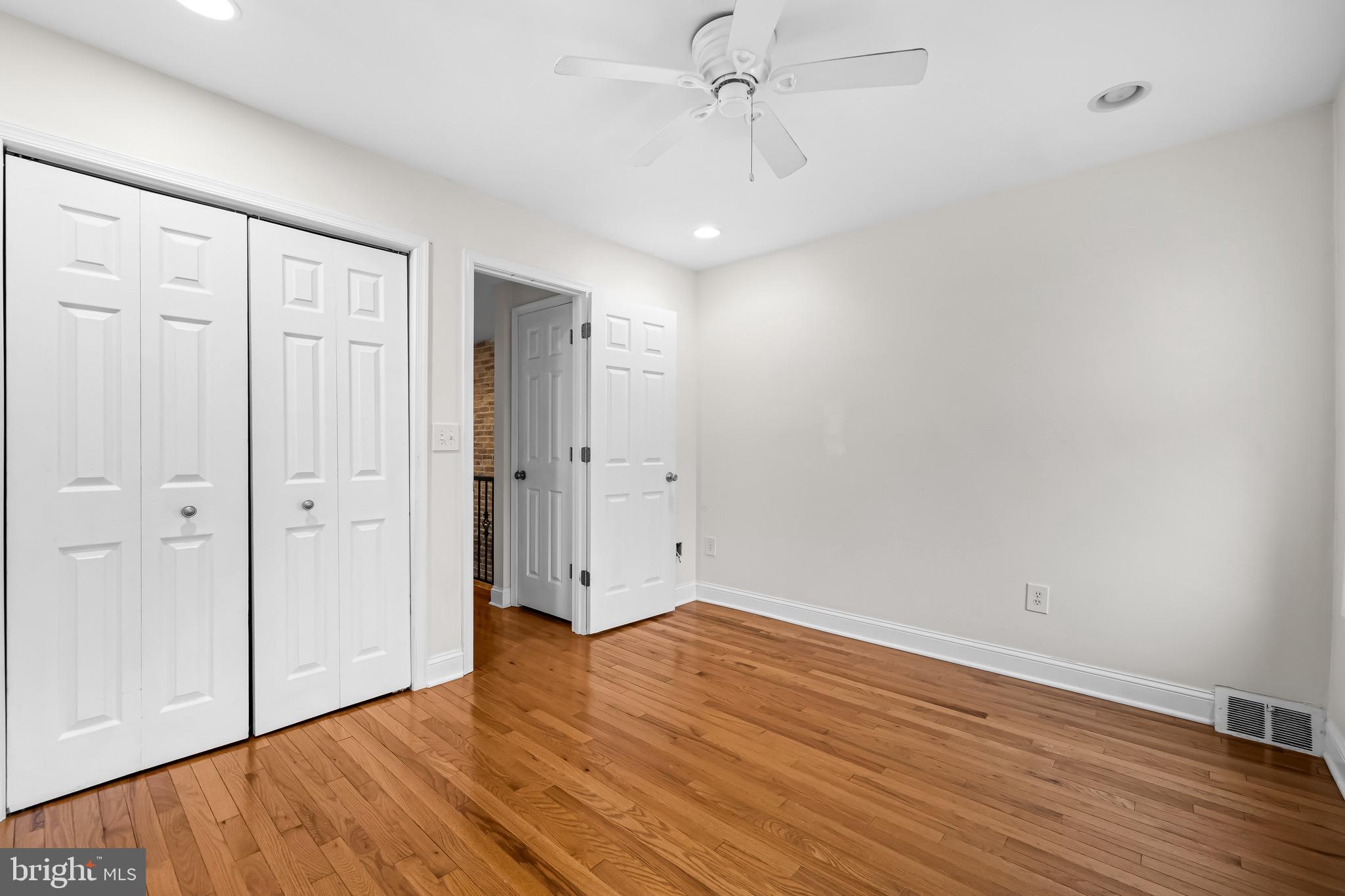 LOCUST POINT - Residential Lease