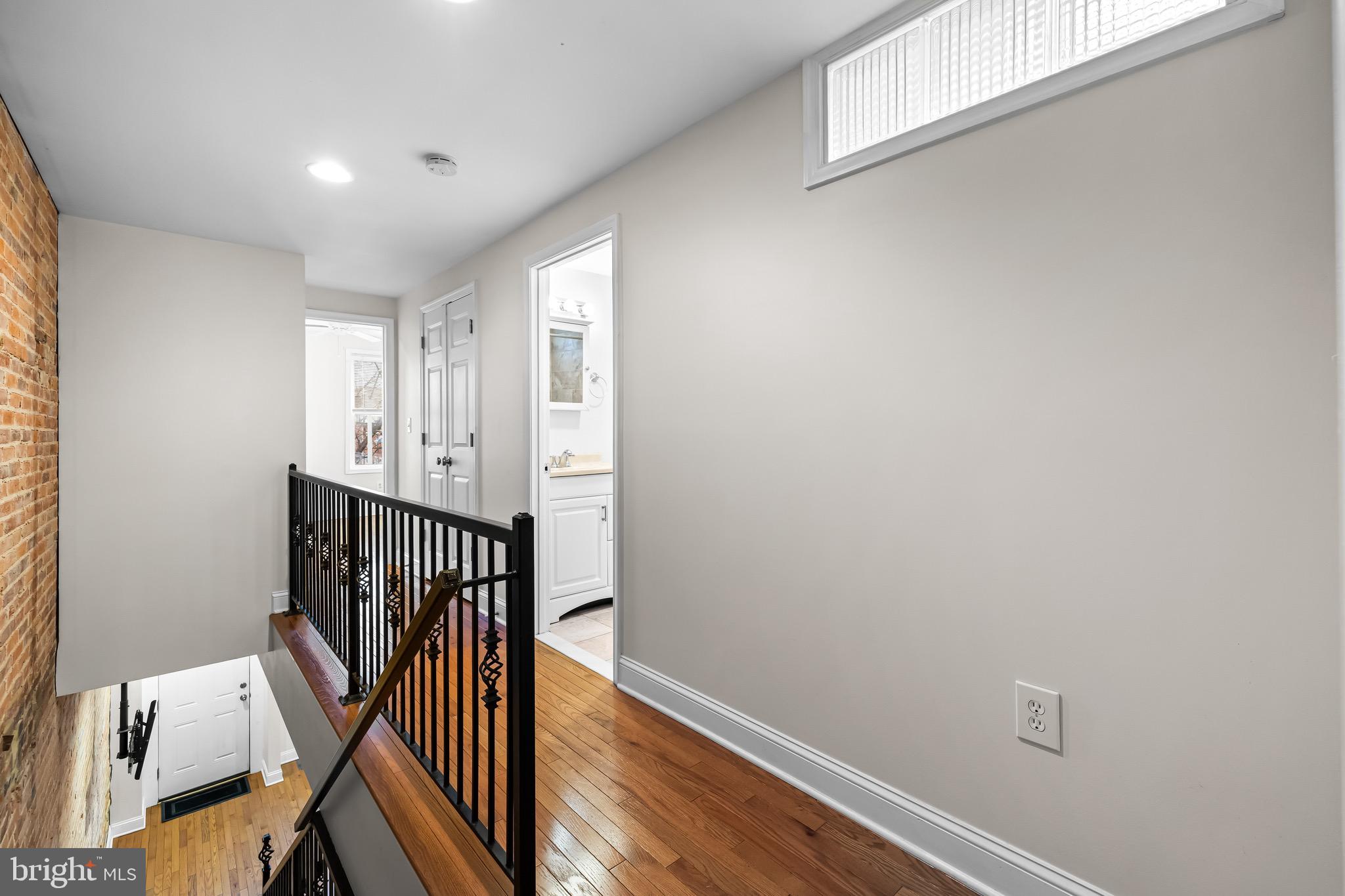 LOCUST POINT - Residential Lease