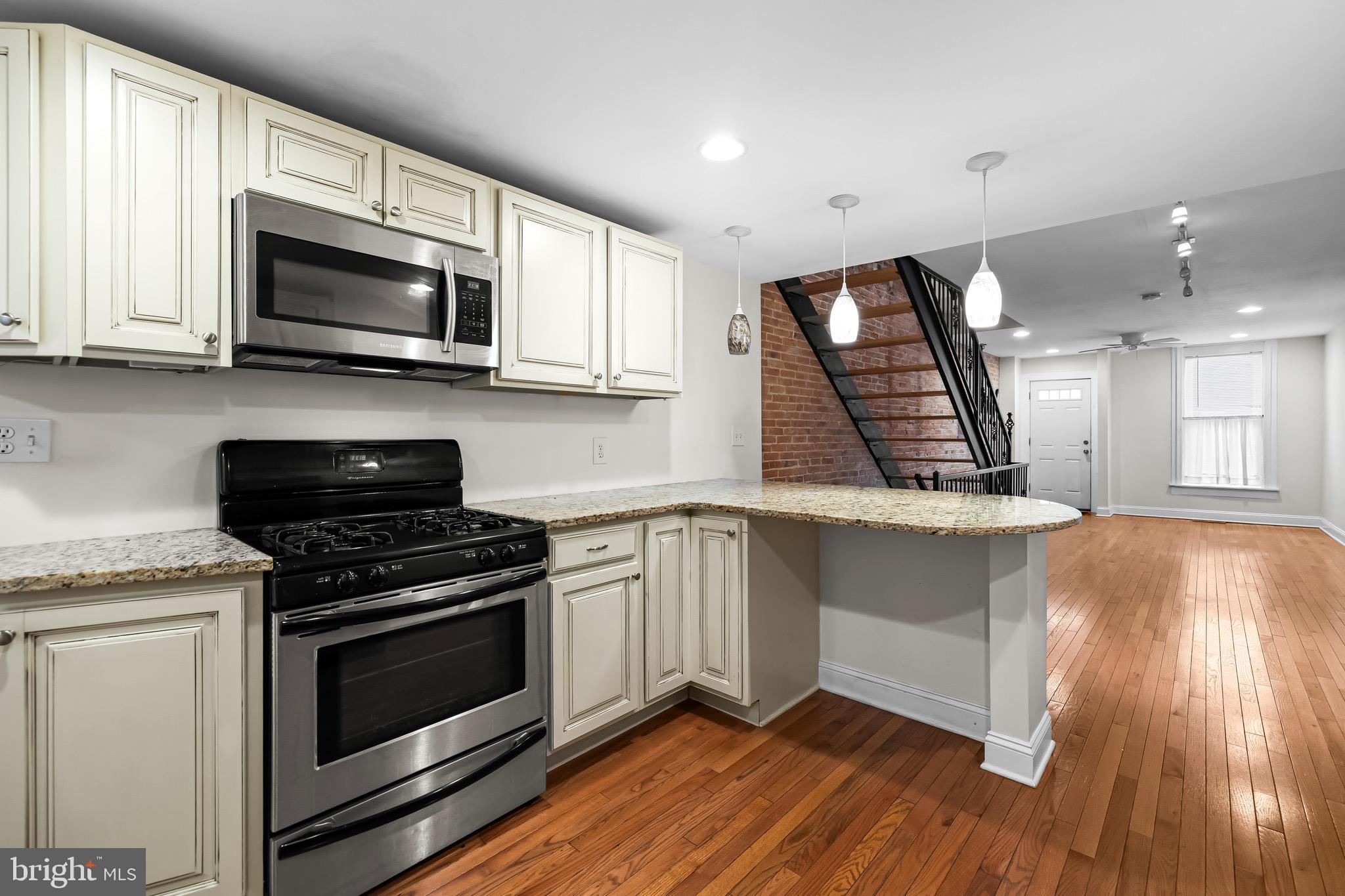 LOCUST POINT - Residential Lease