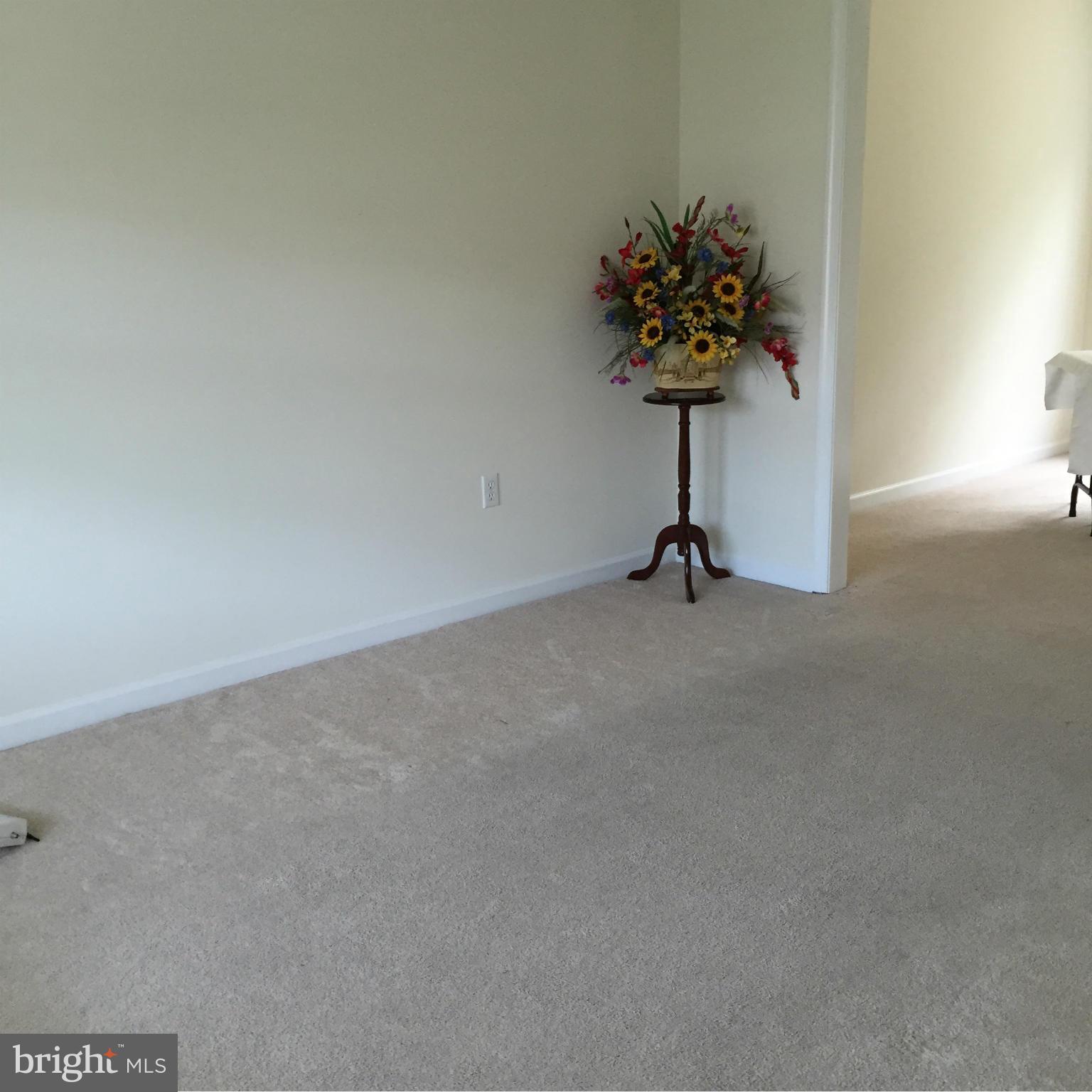 INWOOD VILLAGE - Residential