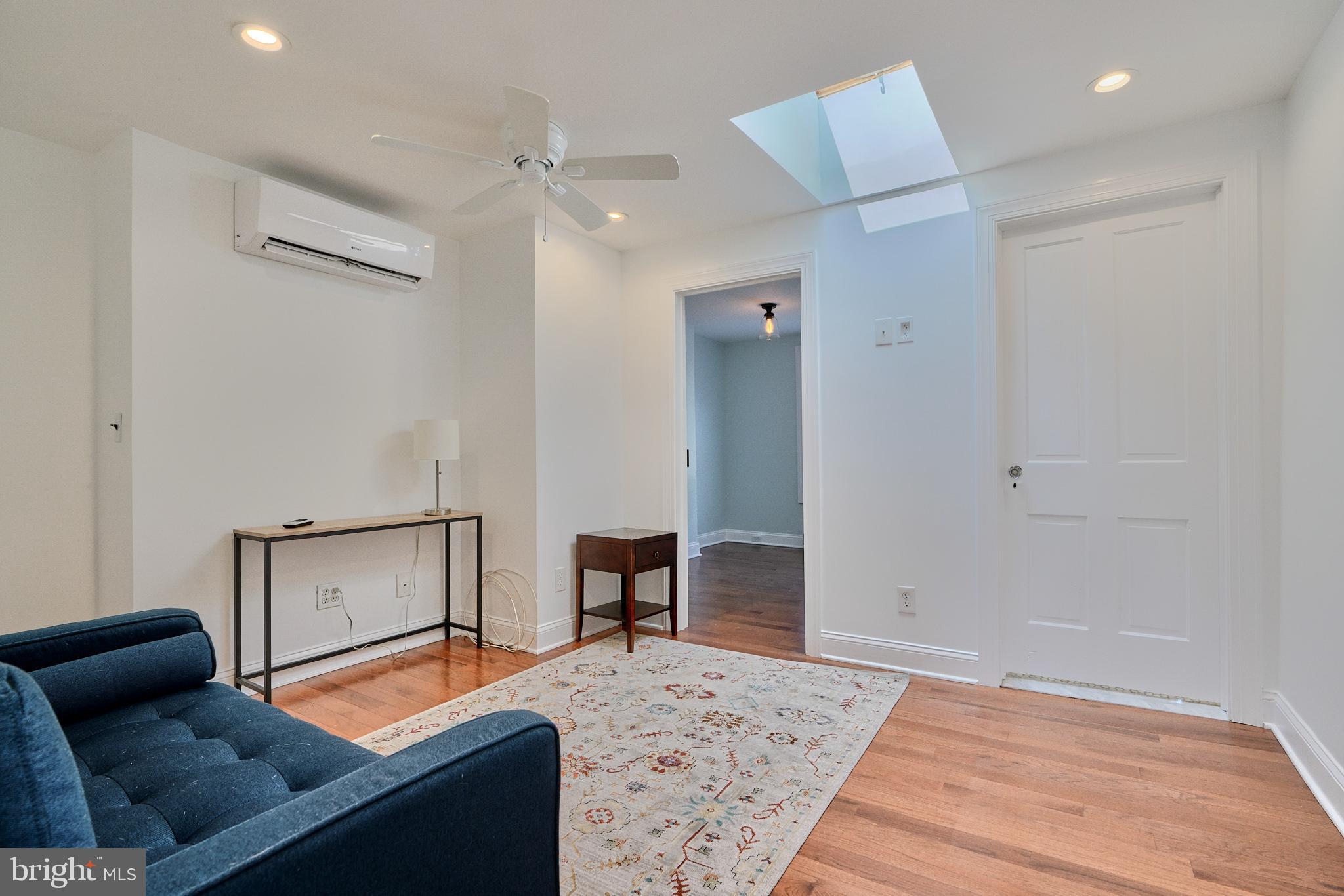 HAMPDEN HISTORIC DISTRICT - Residential