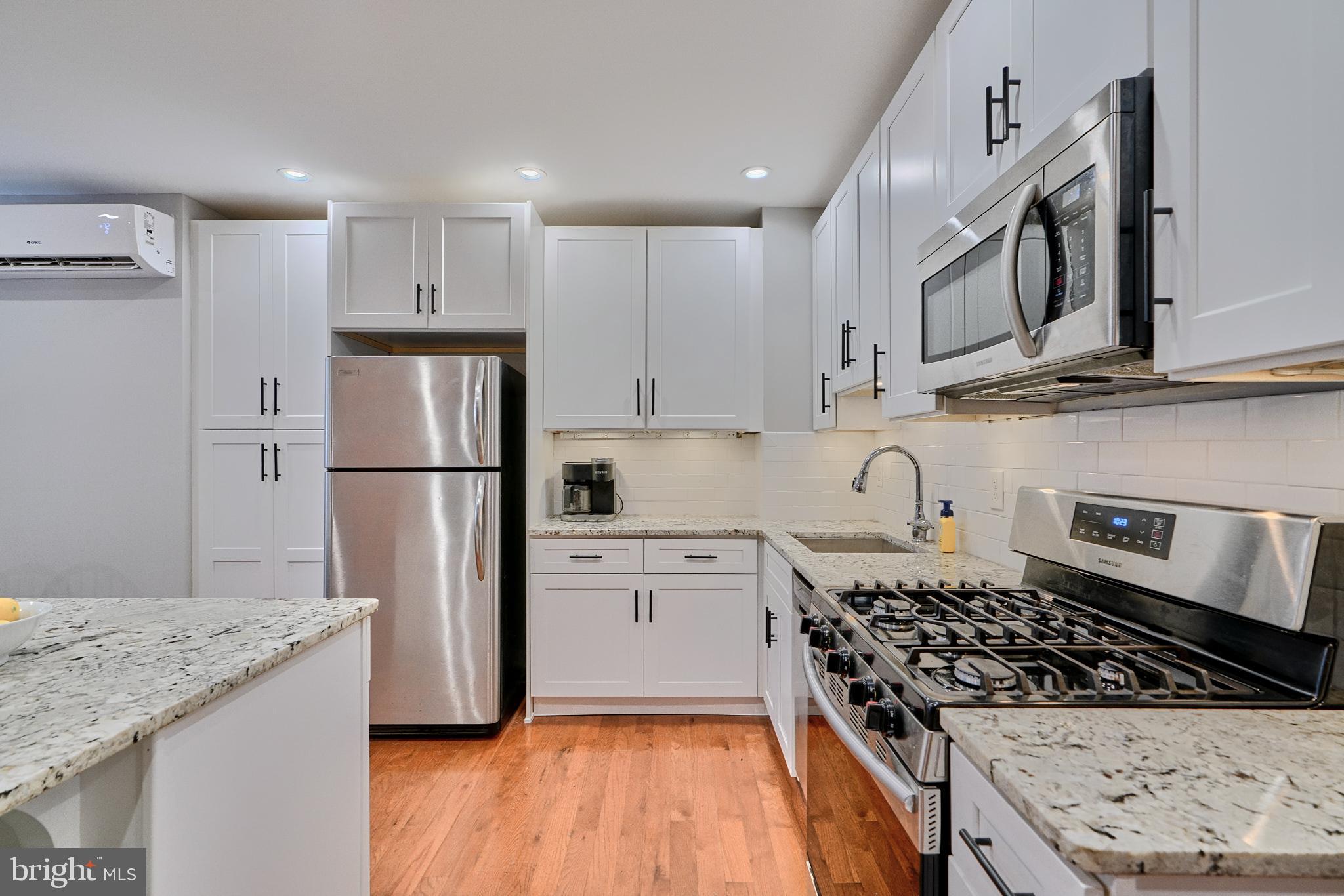 HAMPDEN HISTORIC DISTRICT - Residential