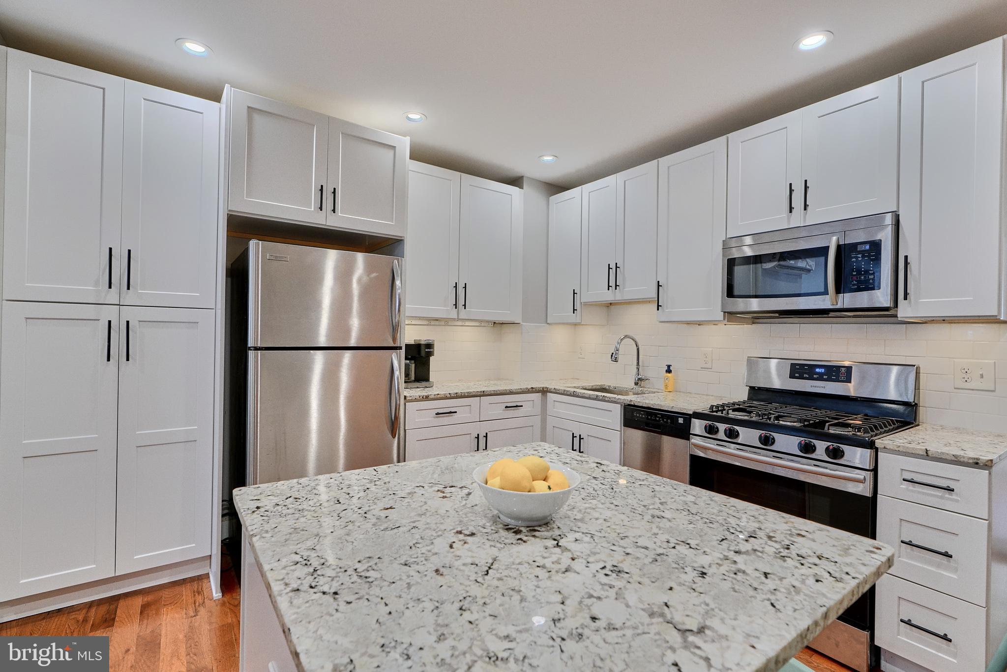 HAMPDEN HISTORIC DISTRICT - Residential