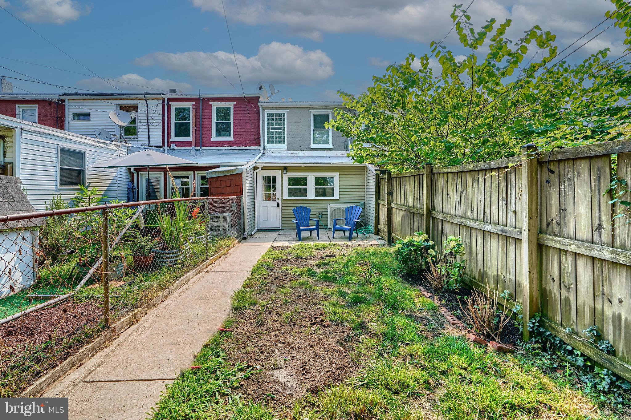 HAMPDEN HISTORIC DISTRICT - Residential