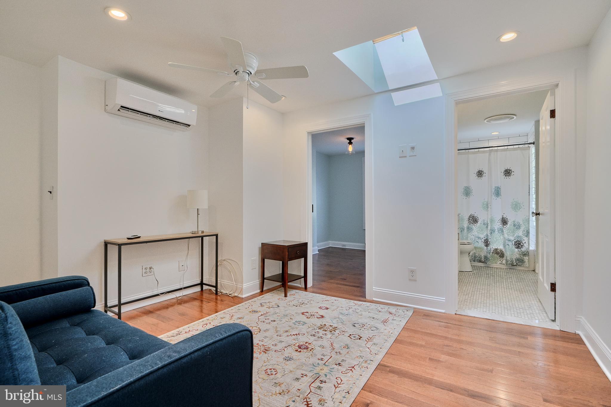 HAMPDEN HISTORIC DISTRICT - Residential