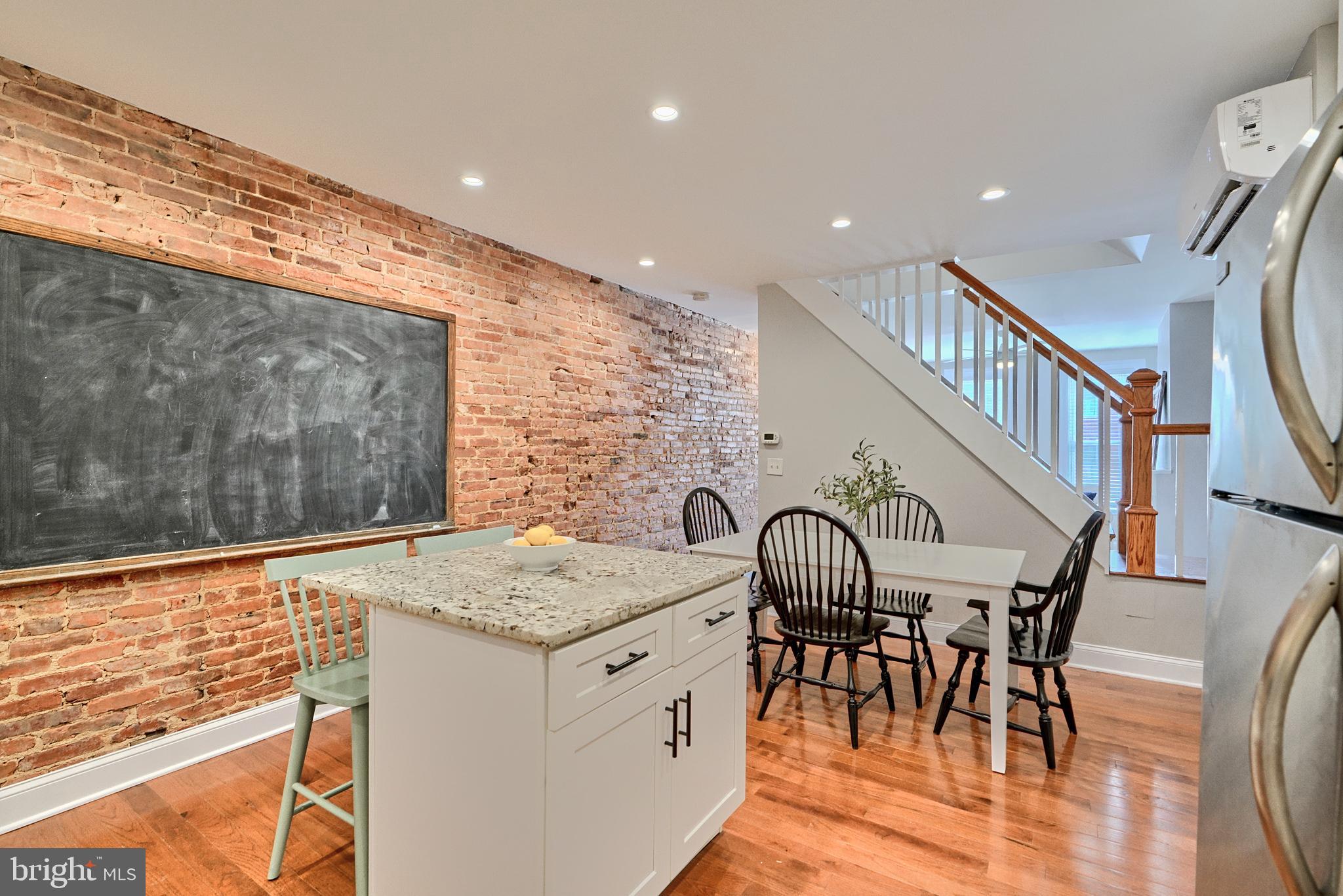 HAMPDEN HISTORIC DISTRICT - Residential