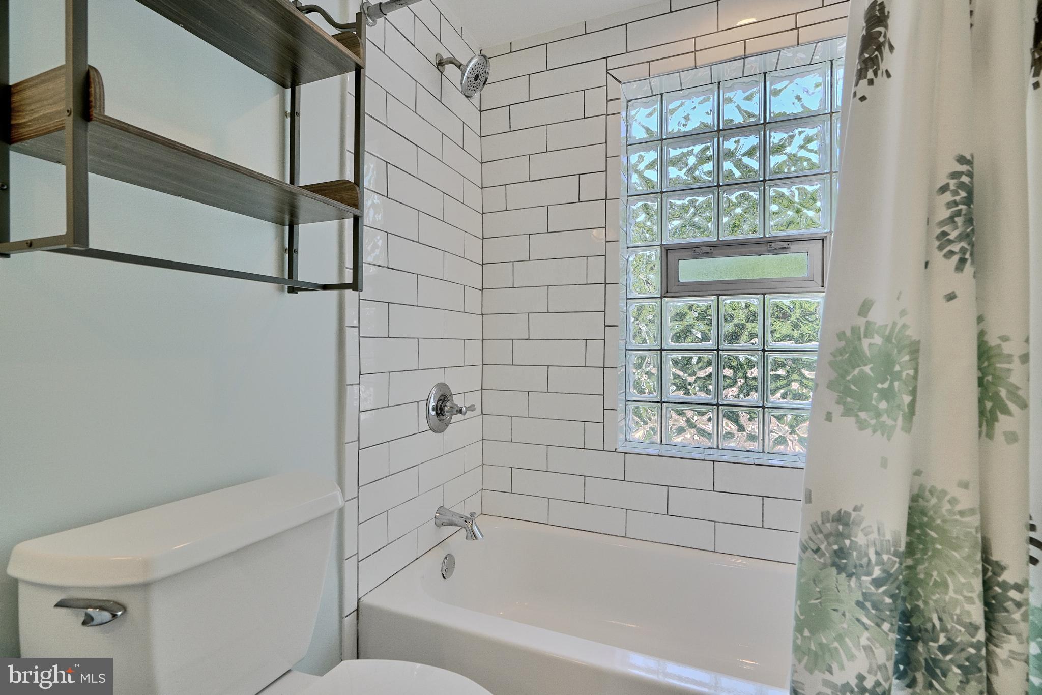 HAMPDEN HISTORIC DISTRICT - Residential