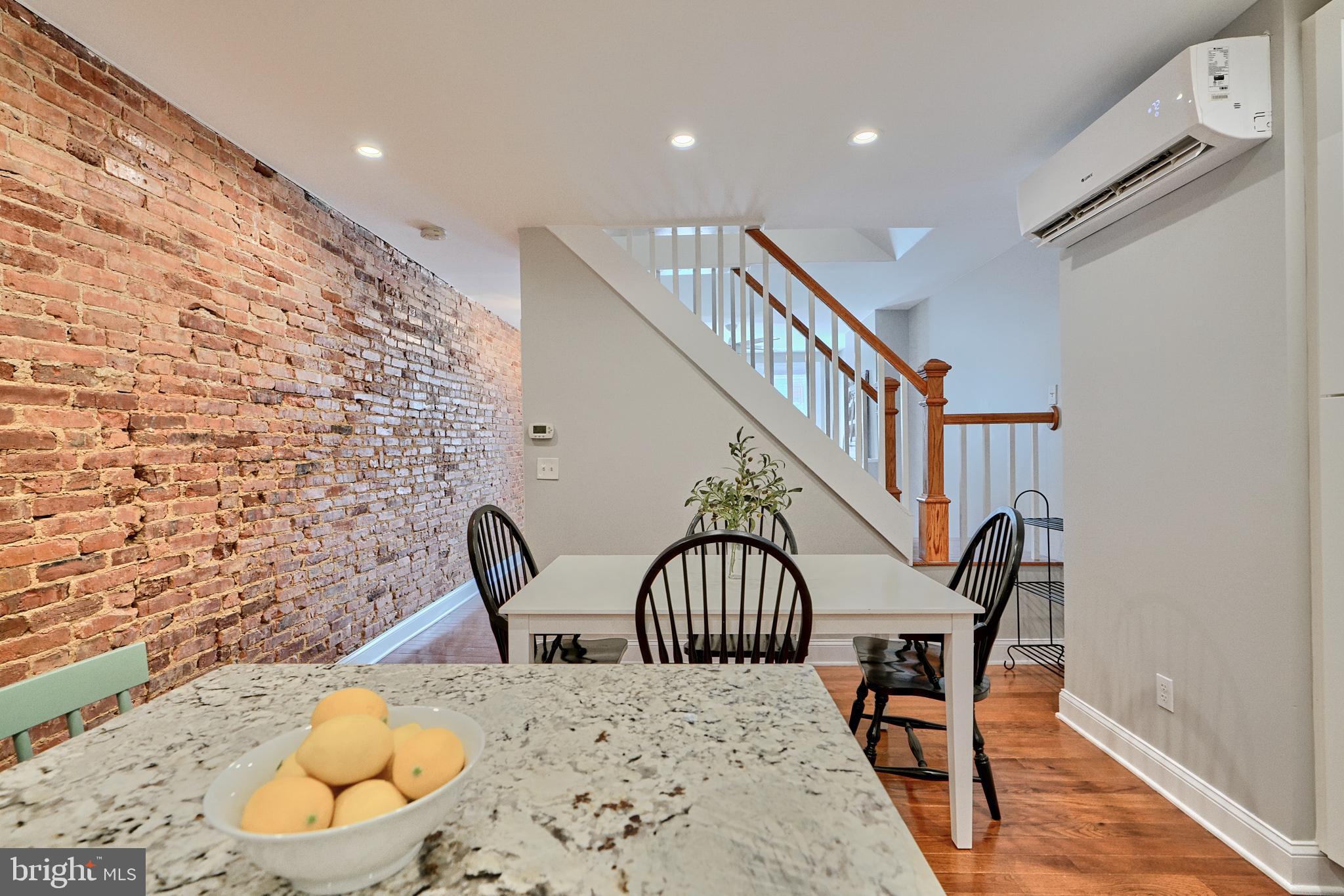 HAMPDEN HISTORIC DISTRICT - Residential