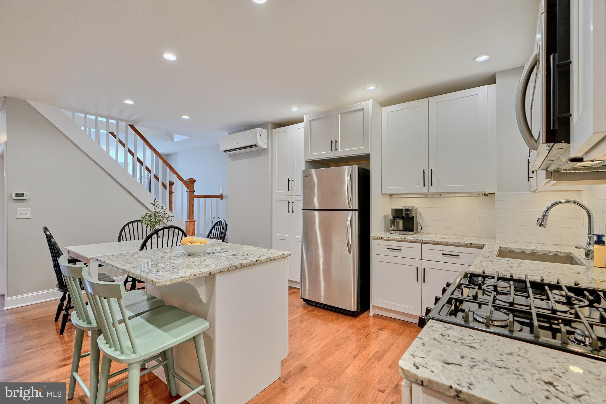 HAMPDEN HISTORIC DISTRICT - Residential