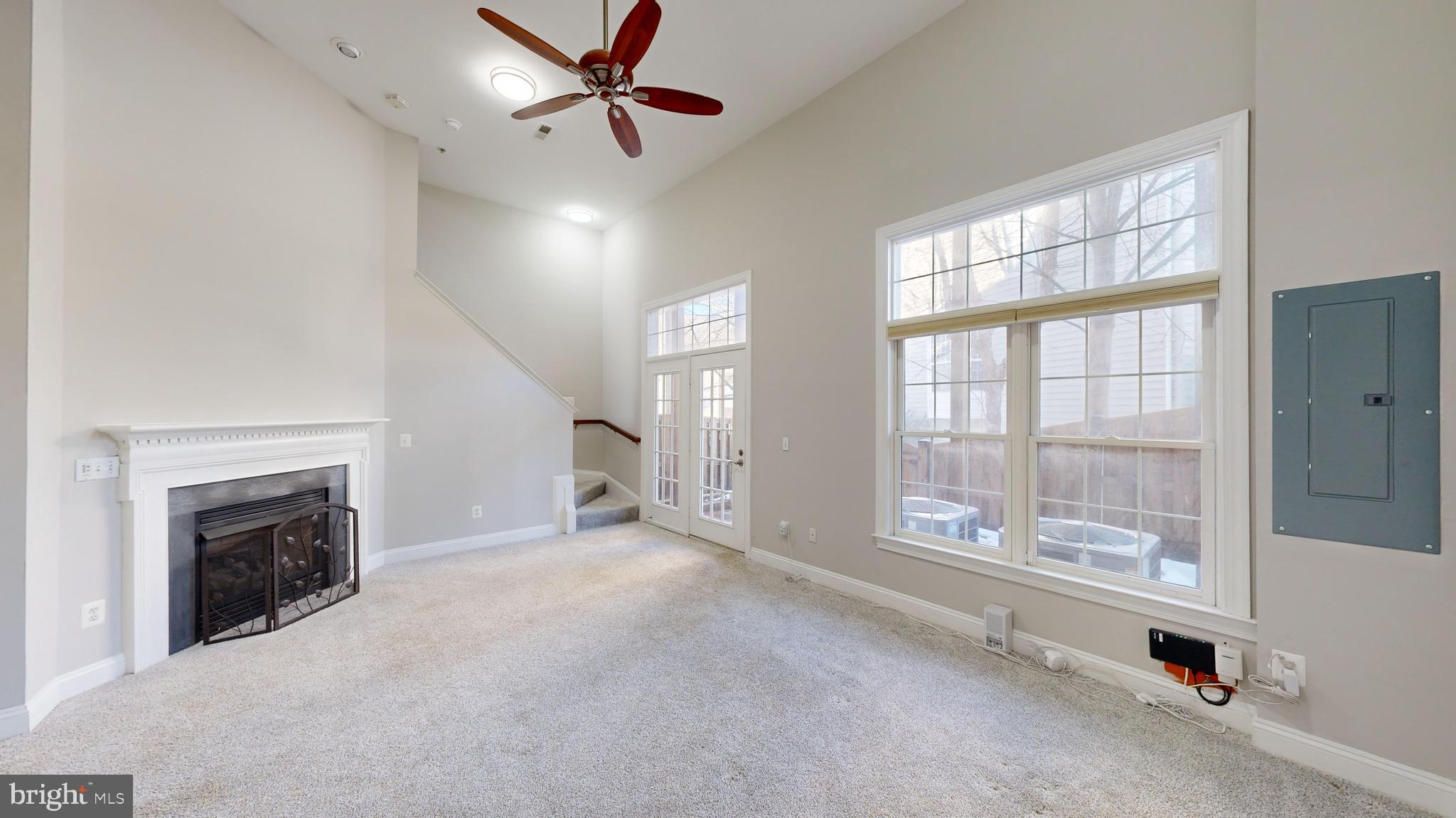 RIDGE TOP - Residential