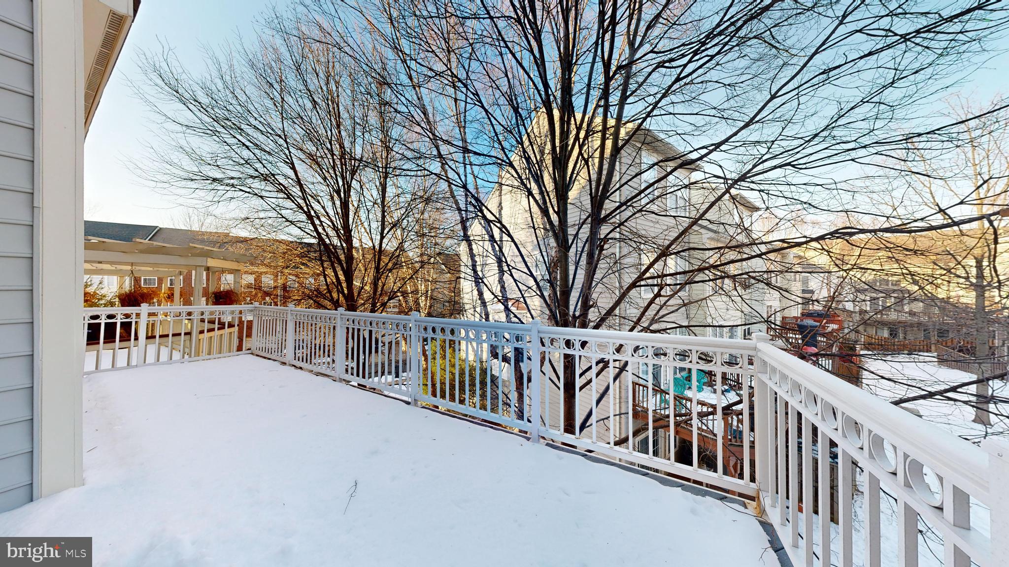 RIDGE TOP - Residential