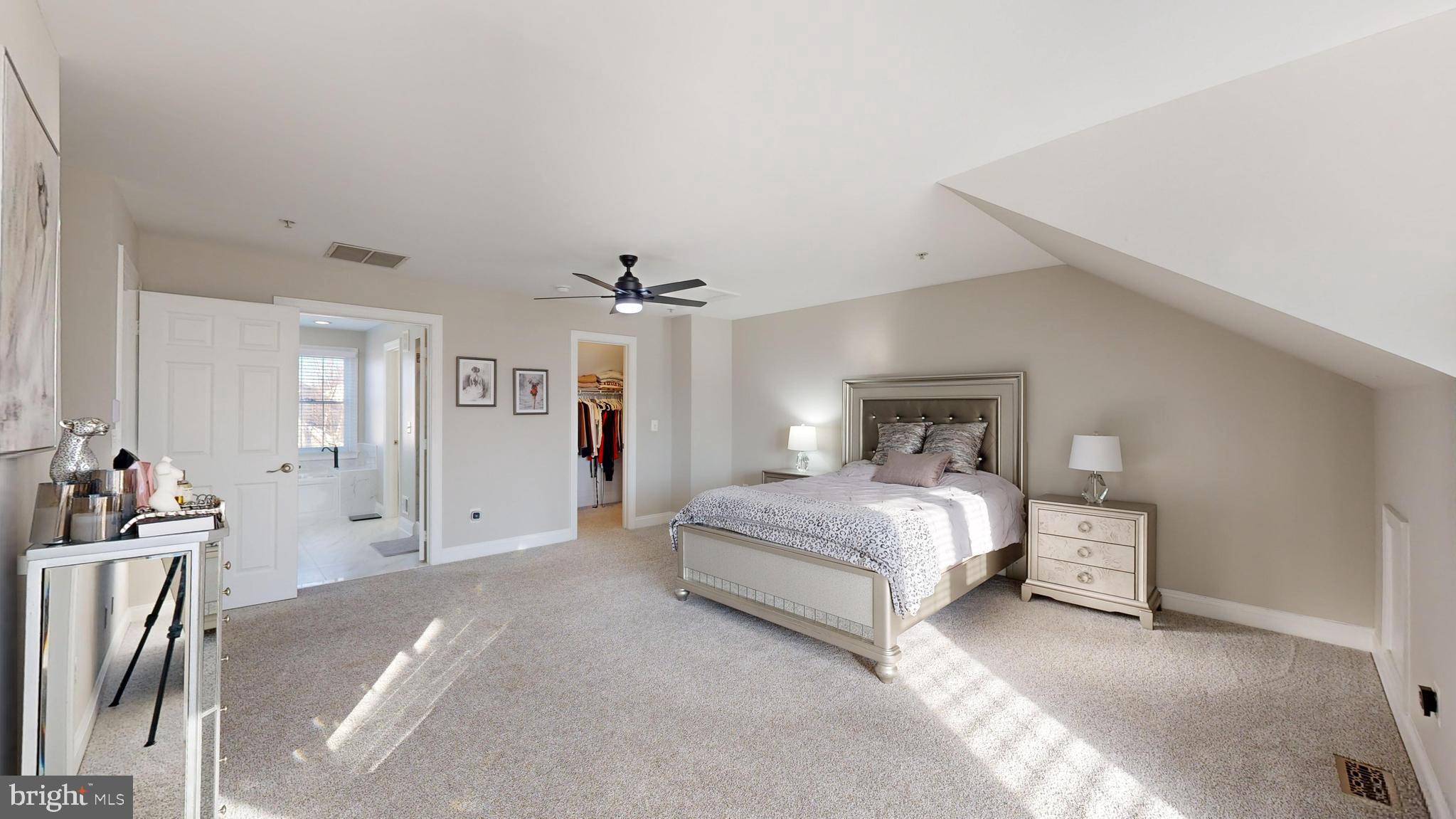 RIDGE TOP - Residential