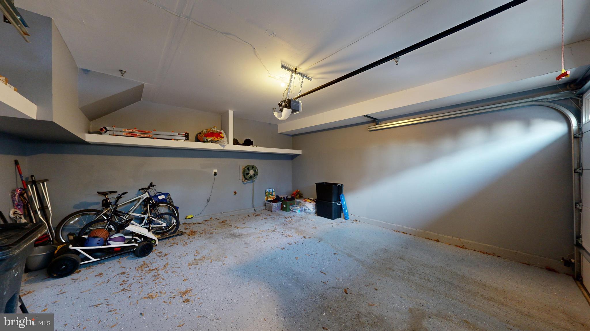 RIDGE TOP - Residential