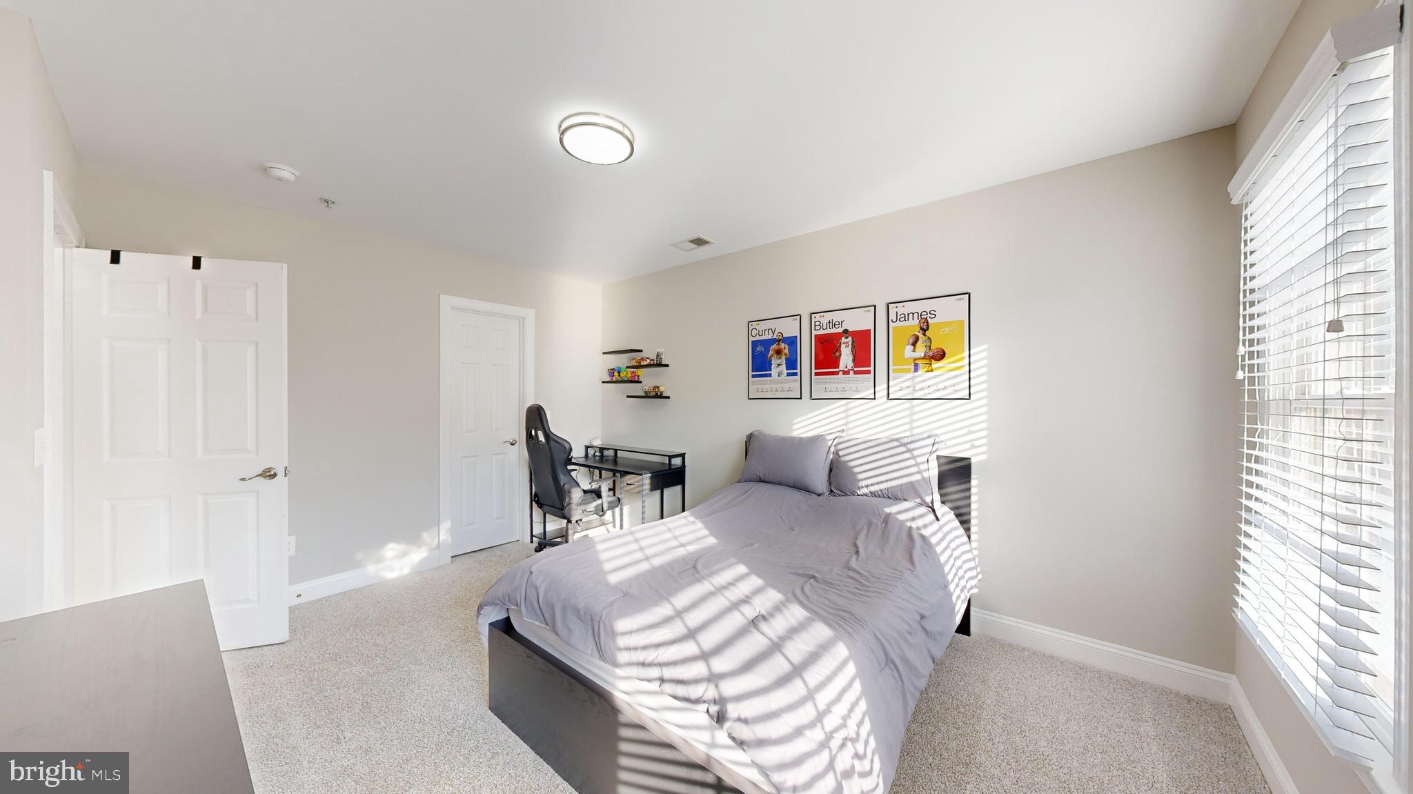 RIDGE TOP - Residential