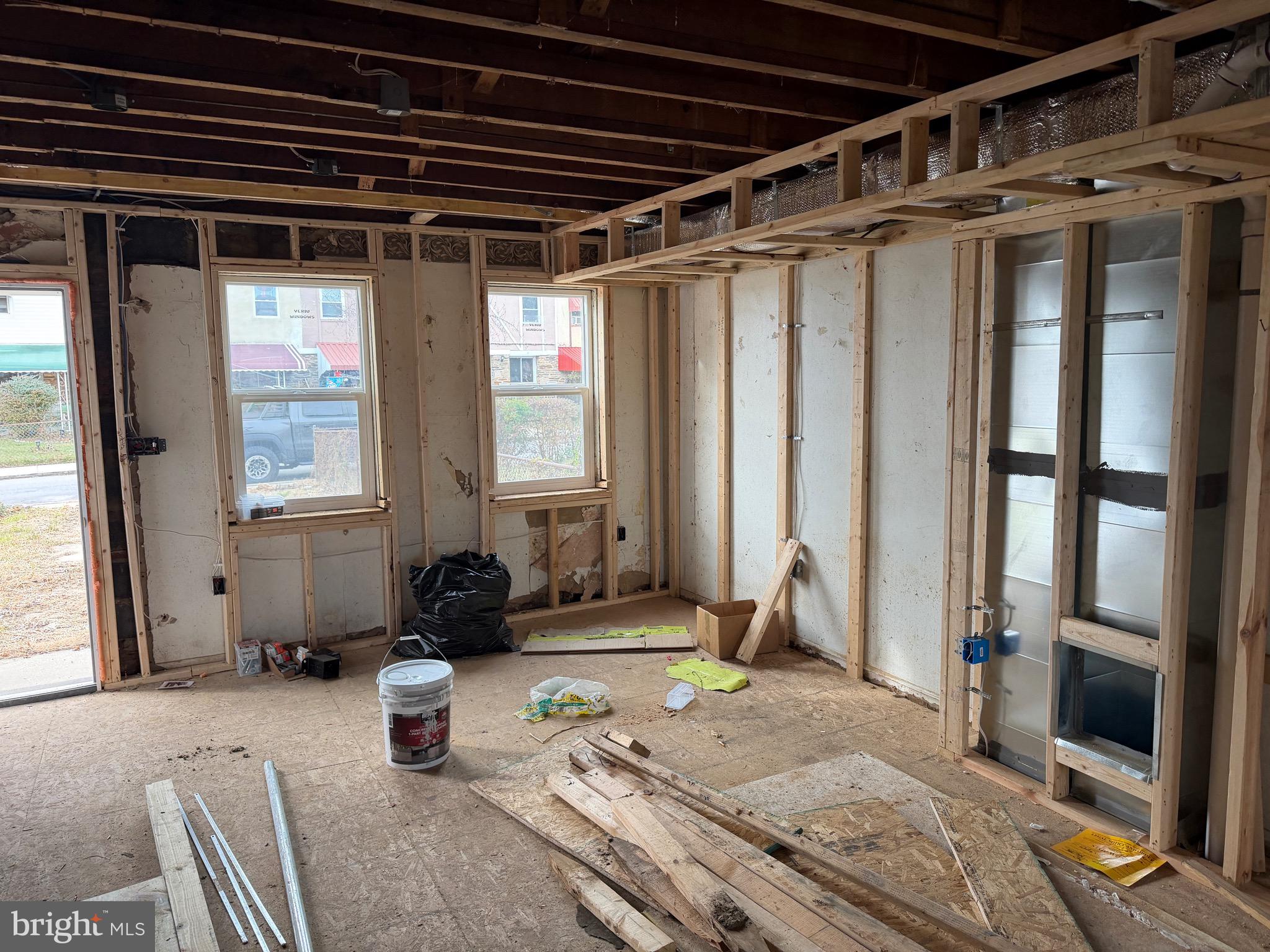 4927 EDGEMERE AVENUE