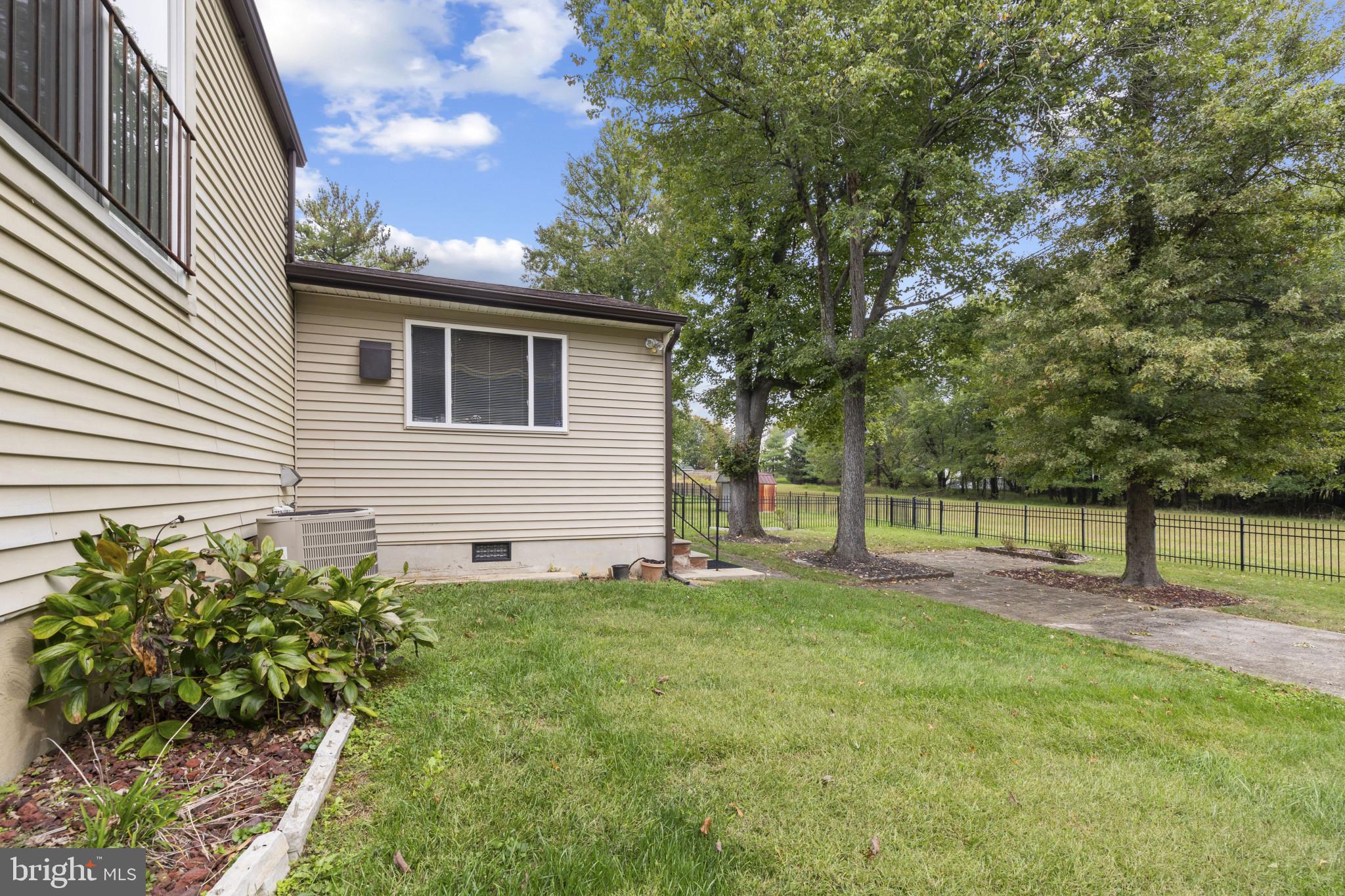 THE WOODLANDS - Residential