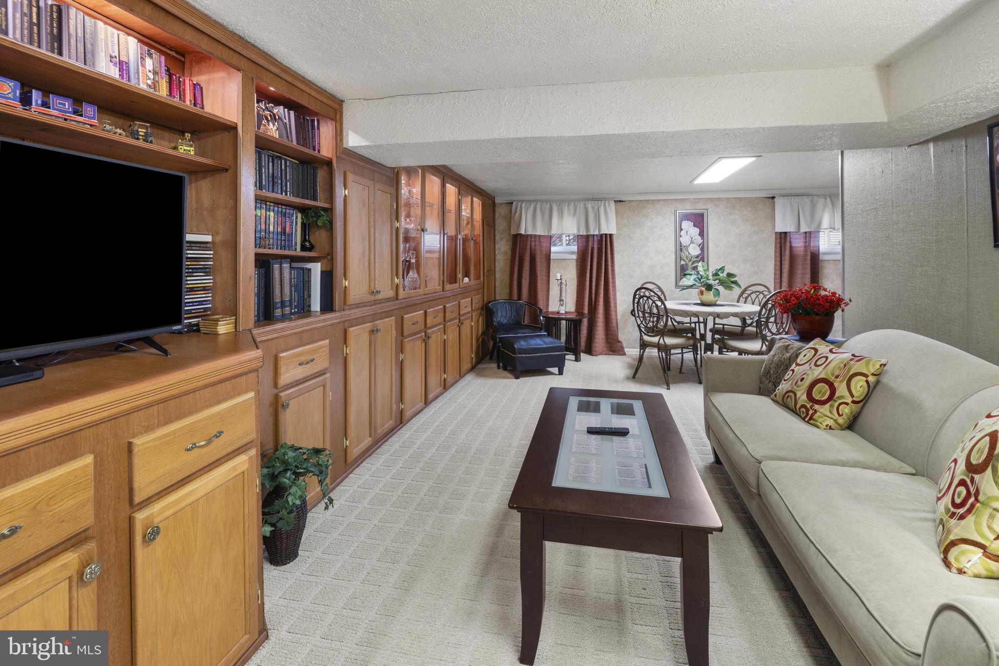 THE WOODLANDS - Residential