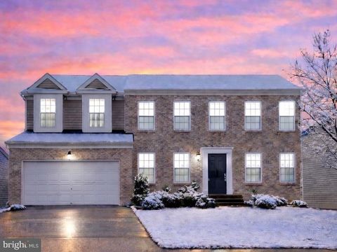 Homes For Sale - 9529 Laurel Oak Drive<br/> FREDERICKSBURG, VA 22407