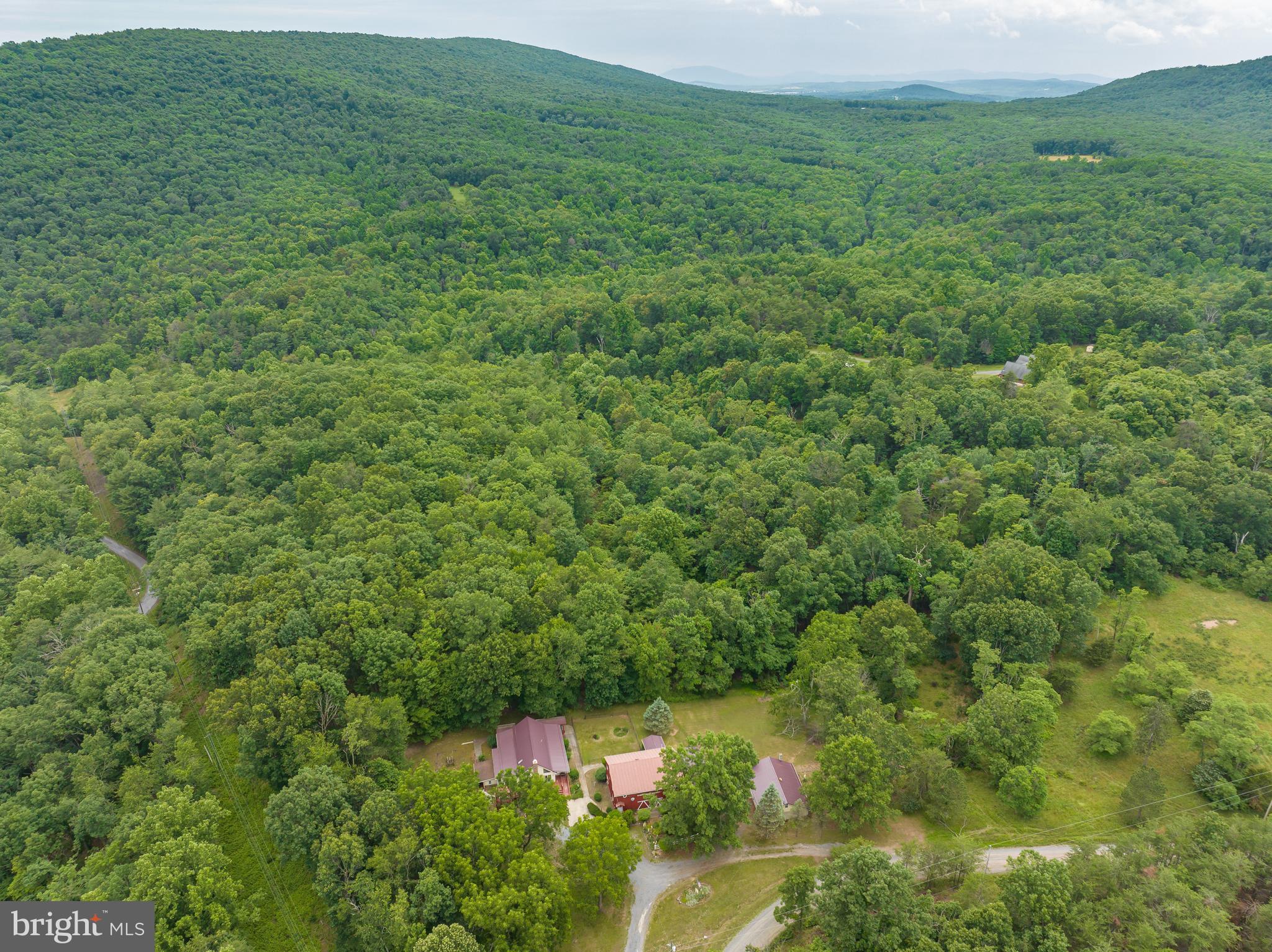 WHISPERING PINES - Residential