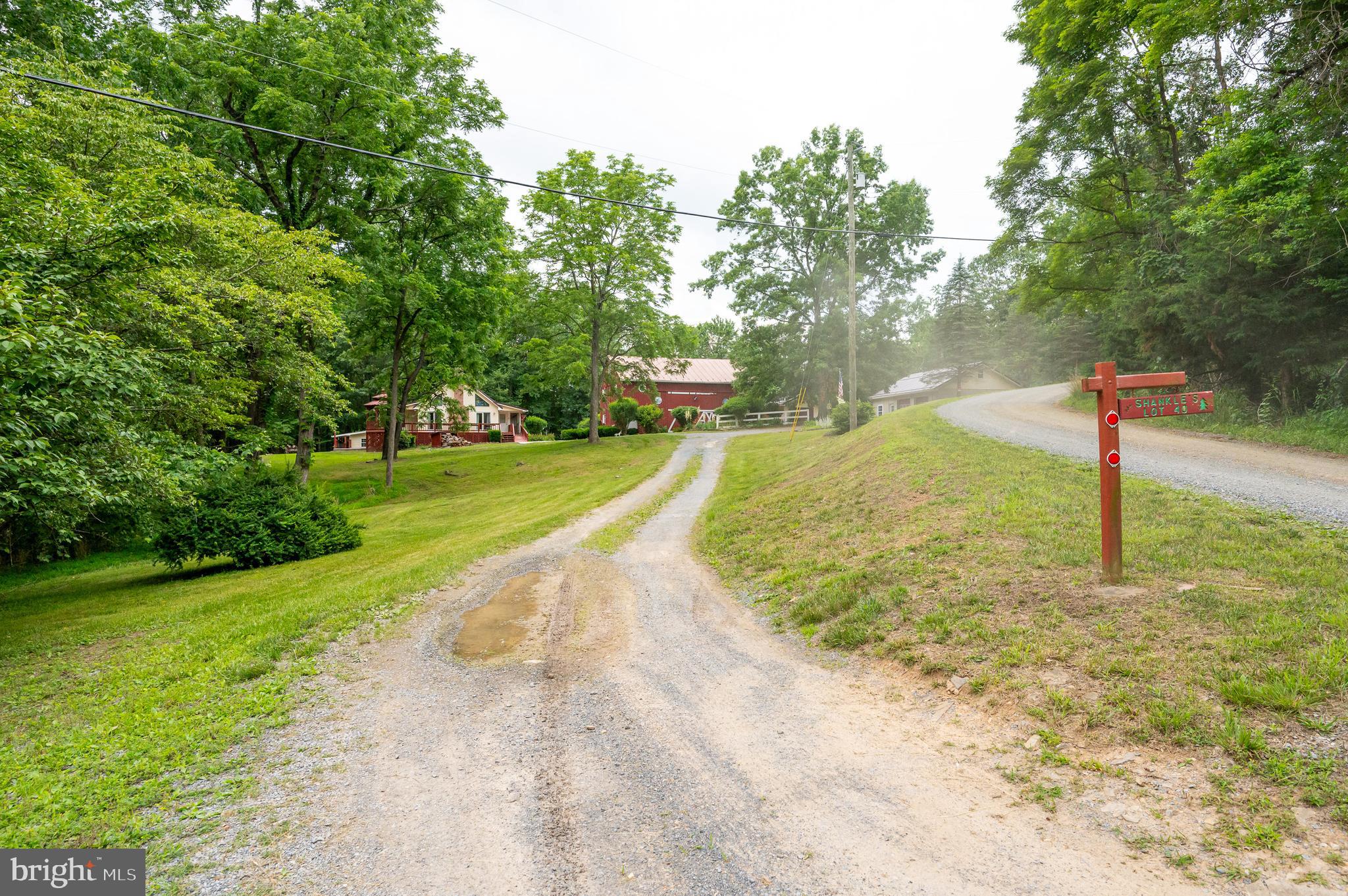 WHISPERING PINES - Residential