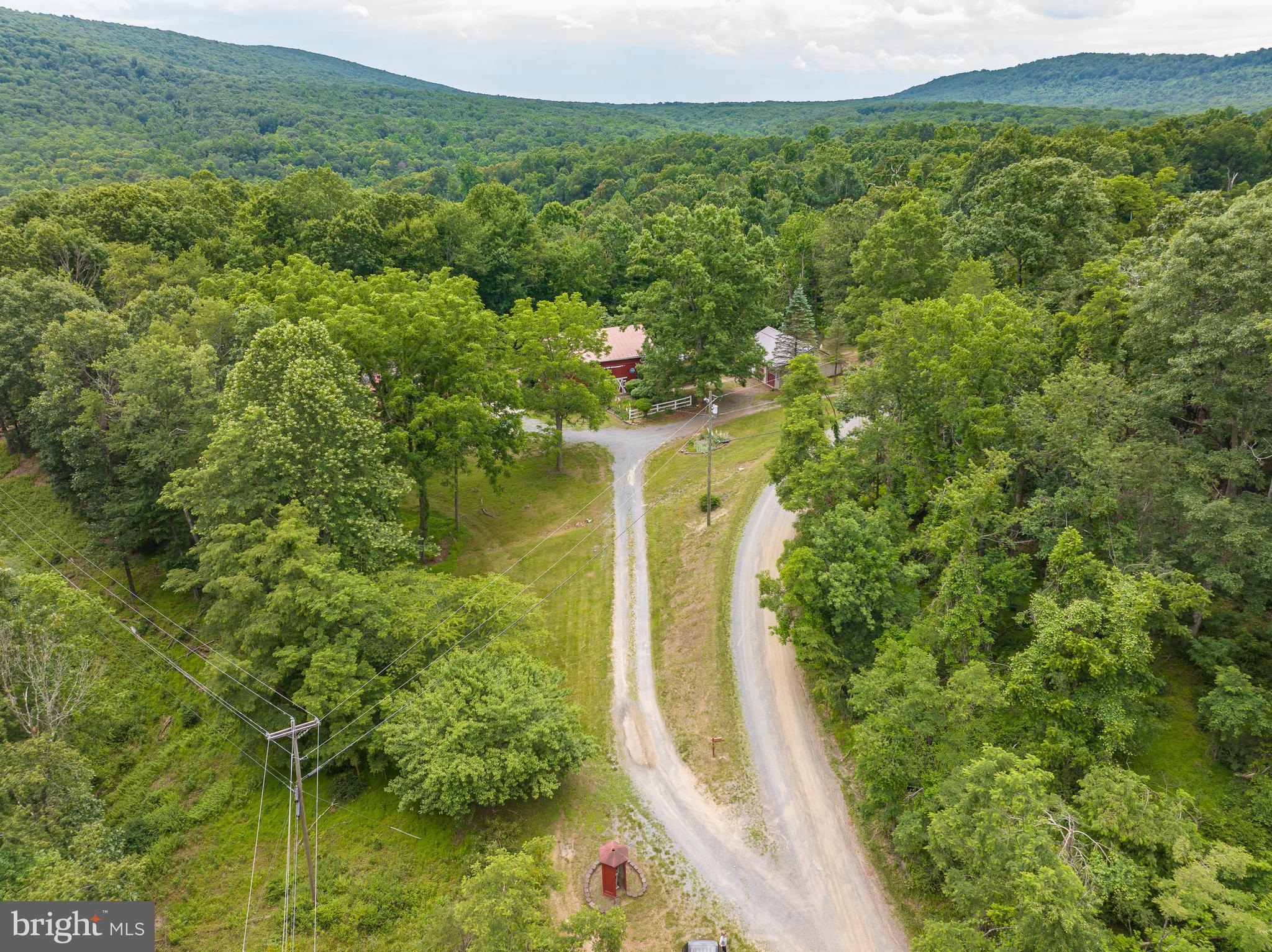 WHISPERING PINES - Residential