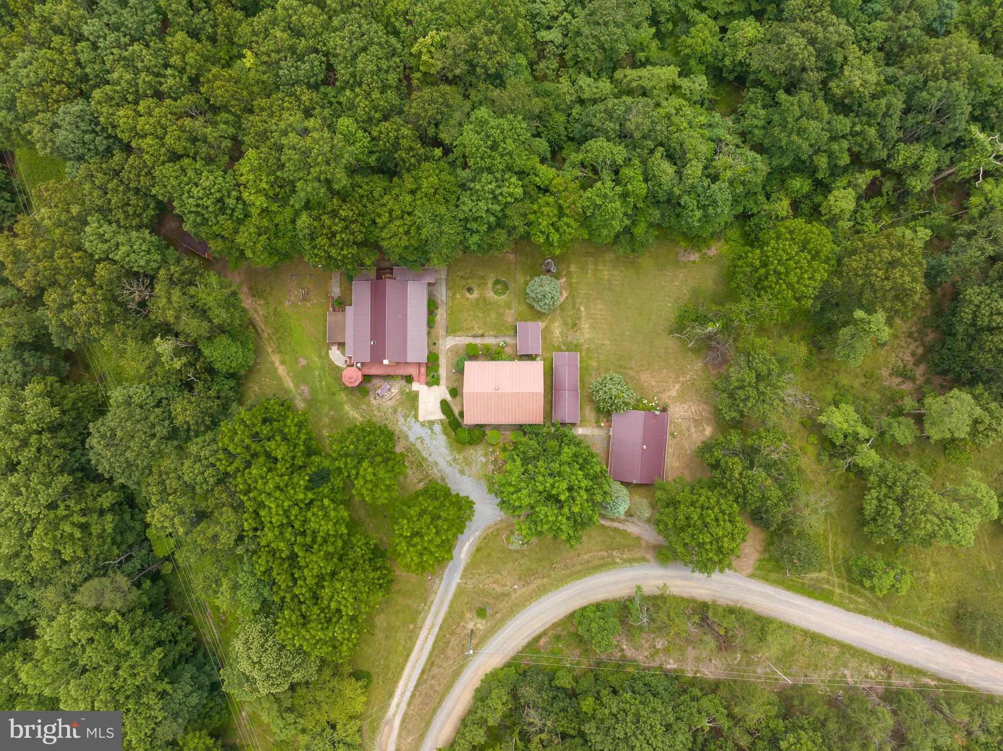 WHISPERING PINES - Residential