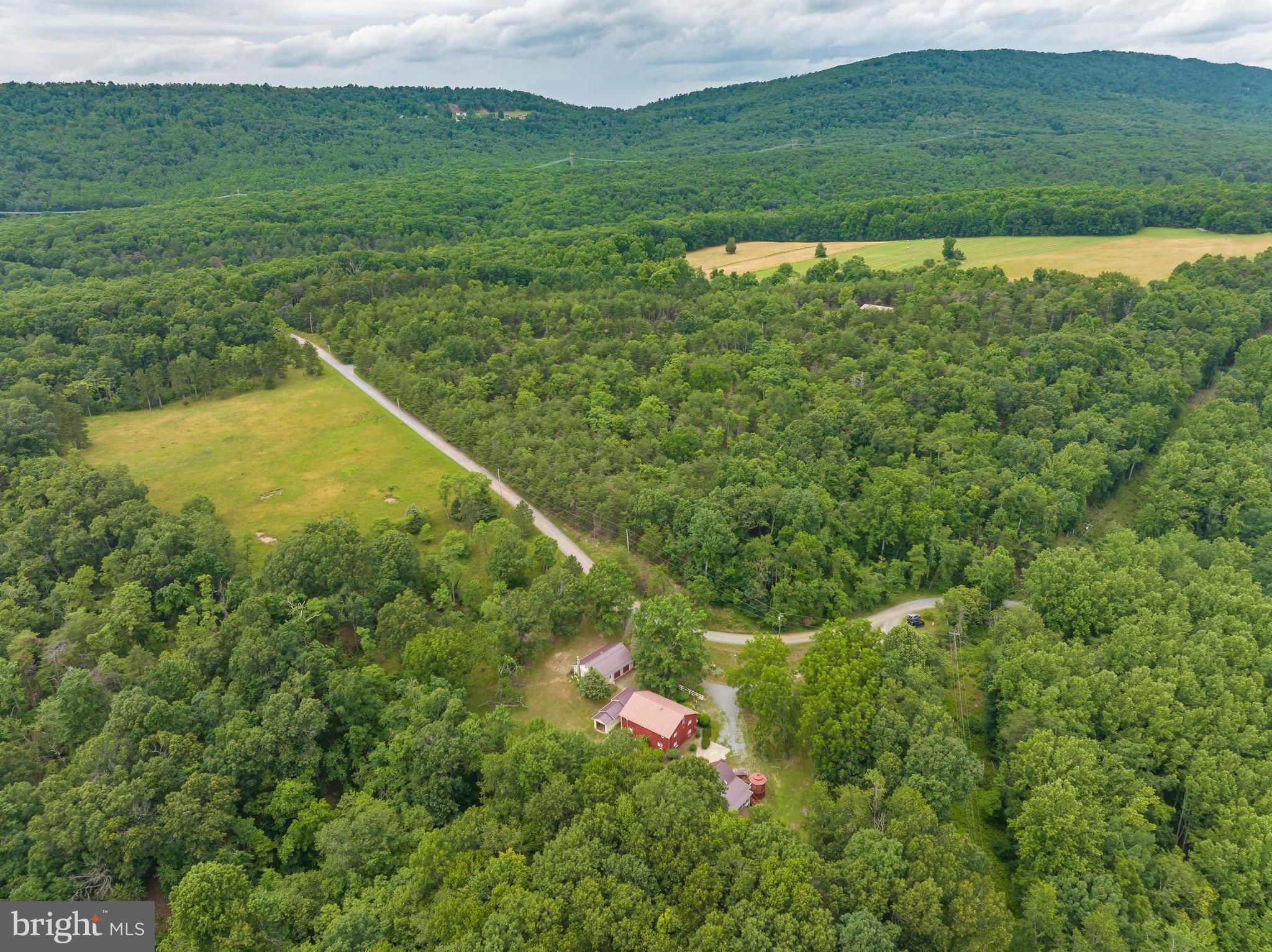 WHISPERING PINES - Residential