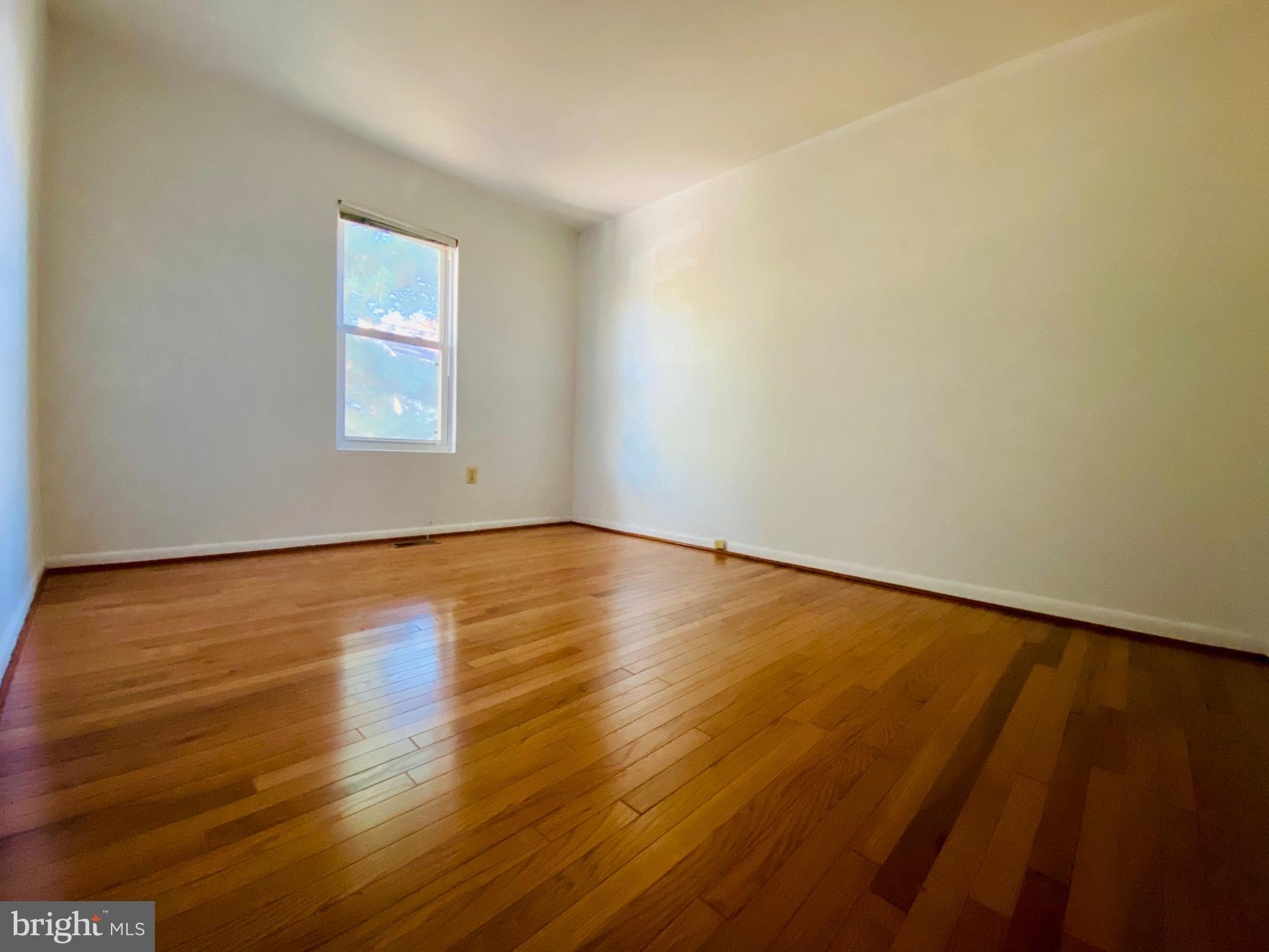 SENECA PARK - Residential