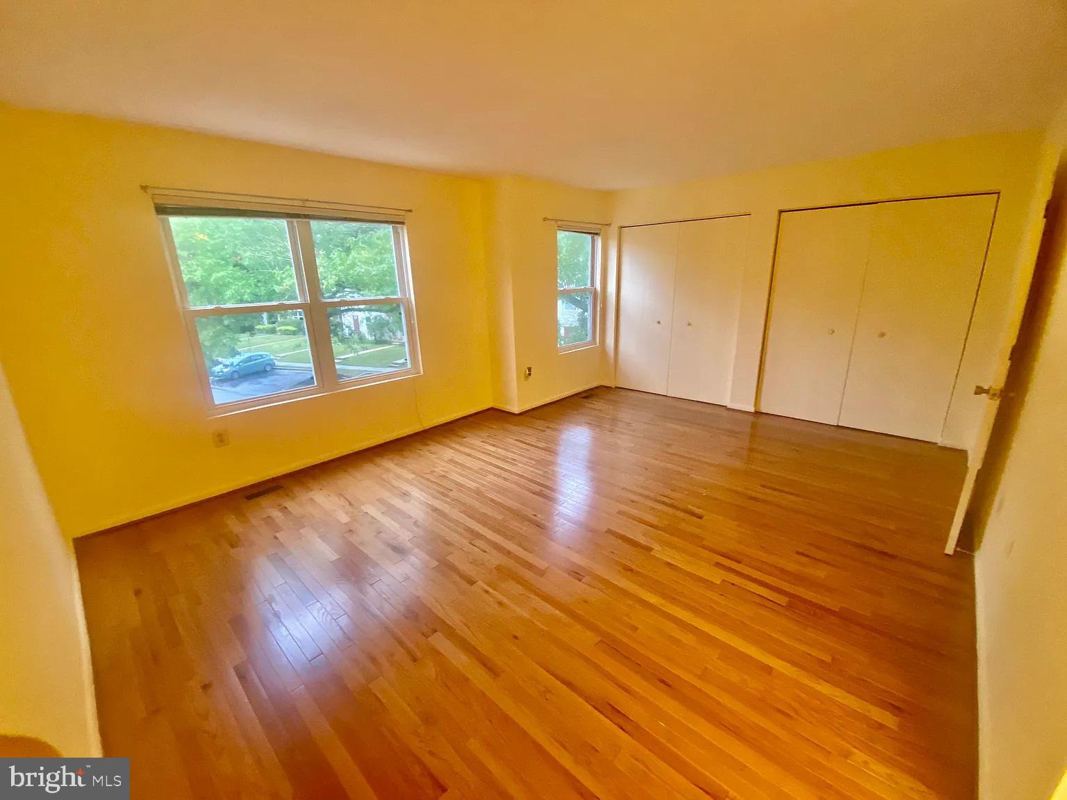 SENECA PARK - Residential